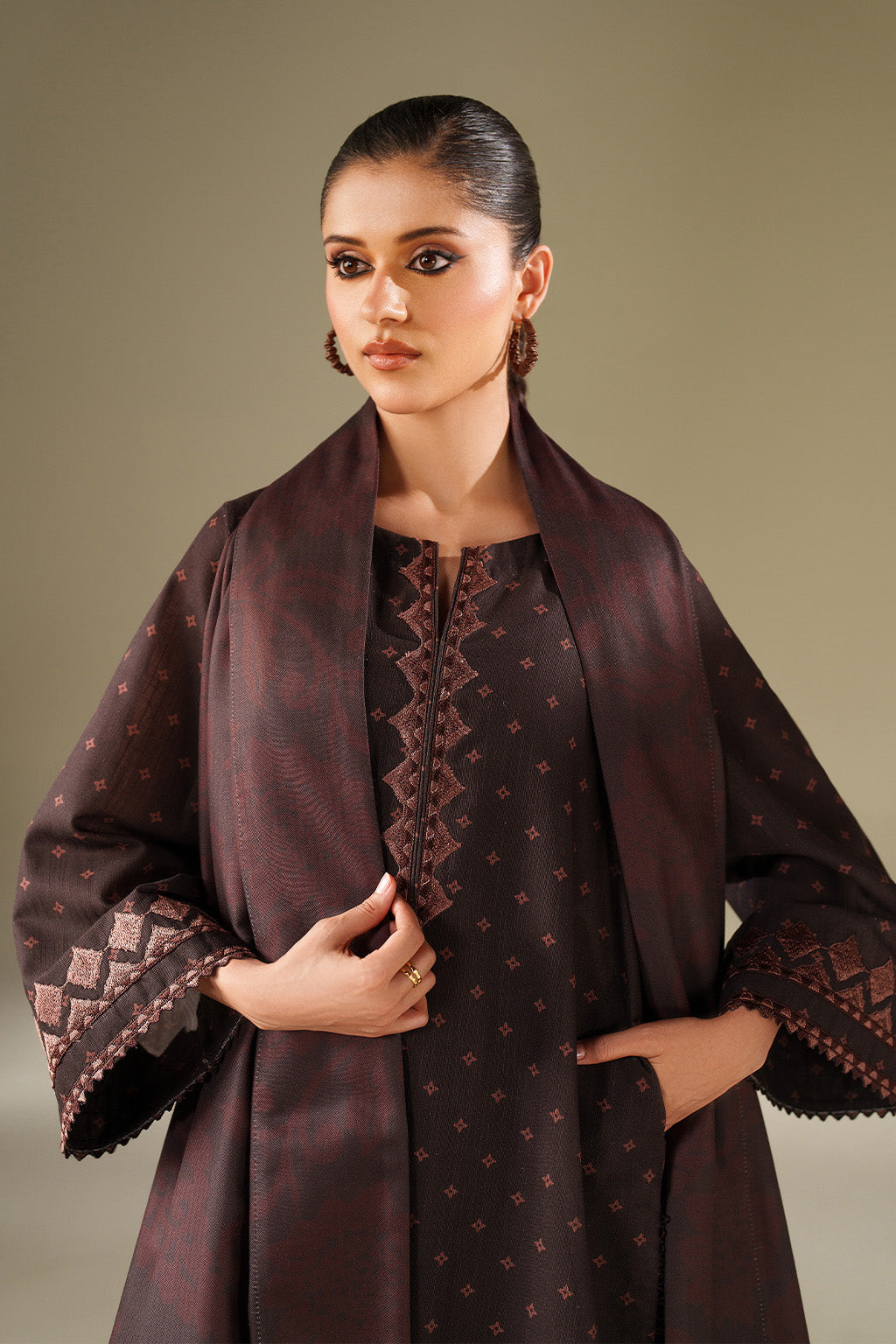 Iznik | Winter Chapter 25 | UE-559 Printed Khaddar - House Of Hania