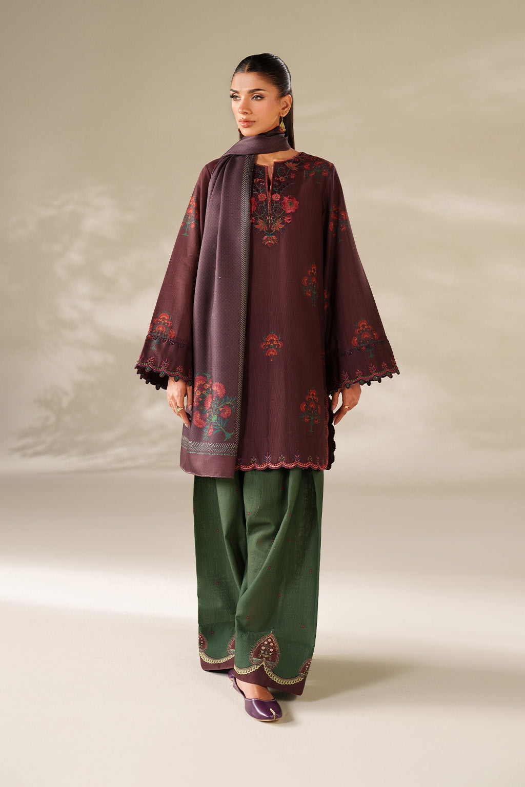 Iznik | Winter Chapter 25 | UE-562 Printed Khaddar - House Of Hania