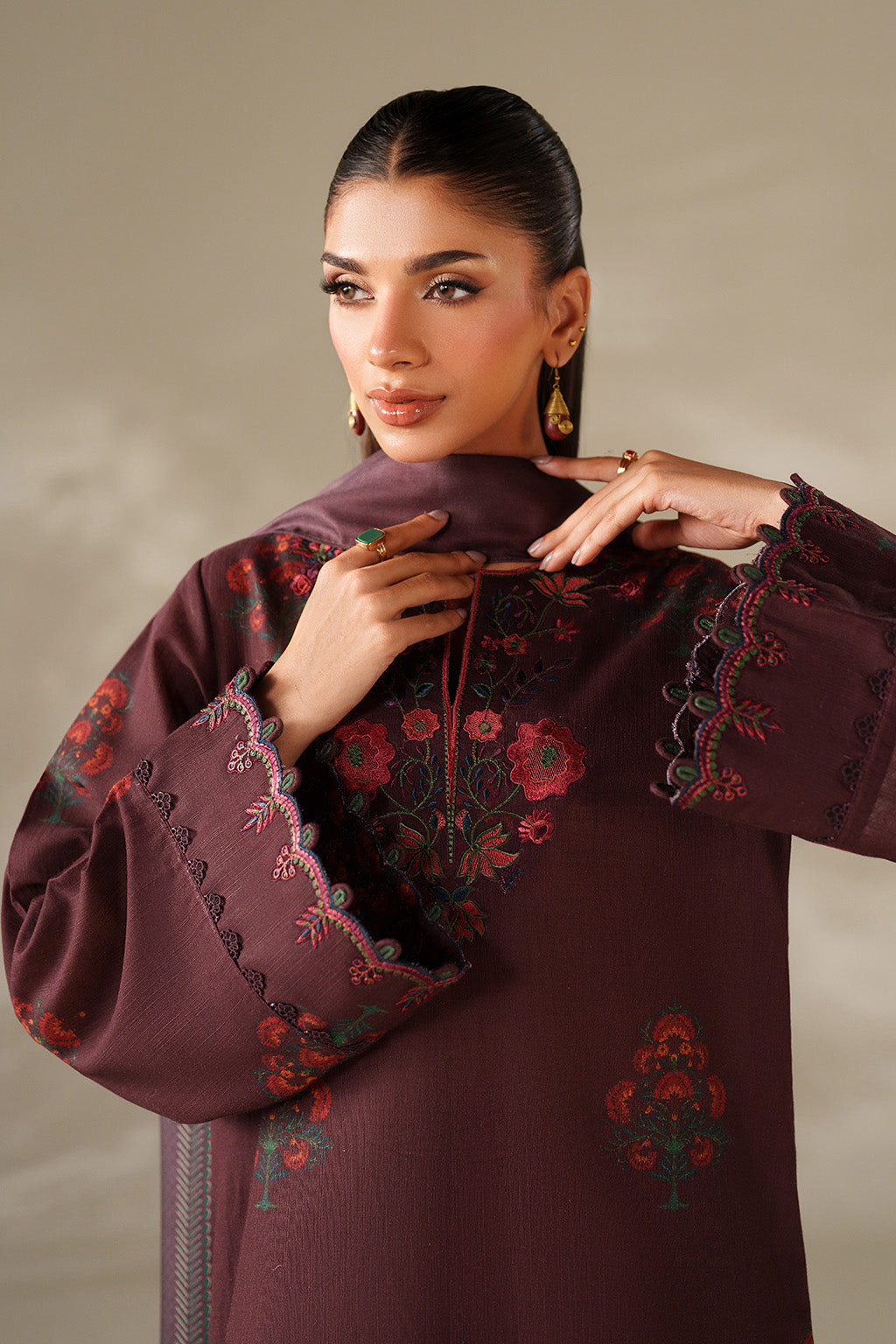 Iznik | Winter Chapter 25 | UE-562 Printed Khaddar - House Of Hania