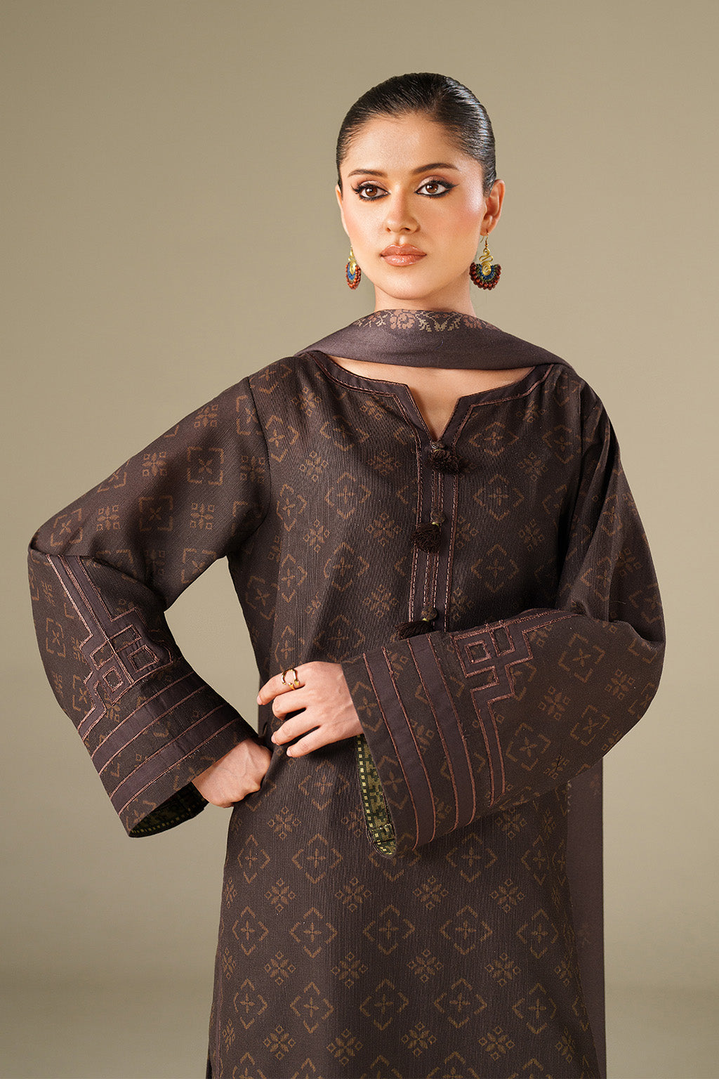 Iznik | Winter Chapter 25 | UE-564 Printed Khaddar - House Of Hania