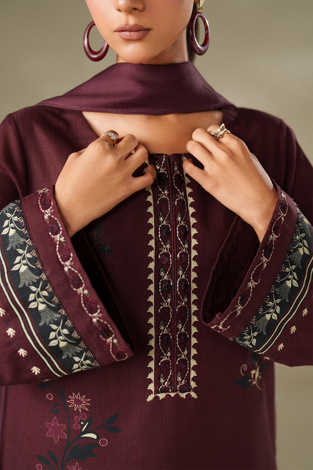 Iznik | Winter Chapter 25 | UE-570 Printed Khaddar - House Of Hania