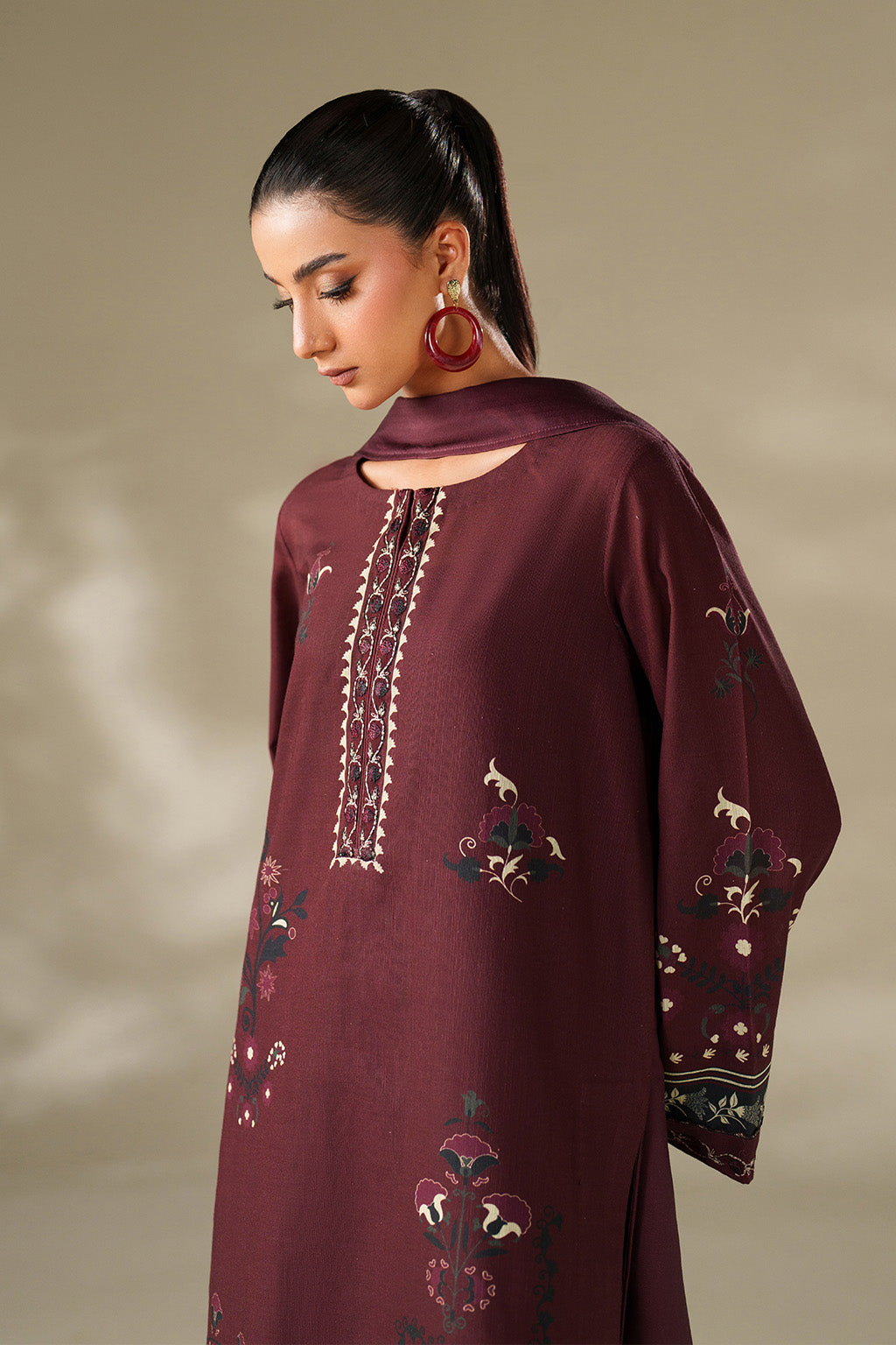 Iznik | Winter Chapter 25 | UE-570 Printed Khaddar - House Of Hania