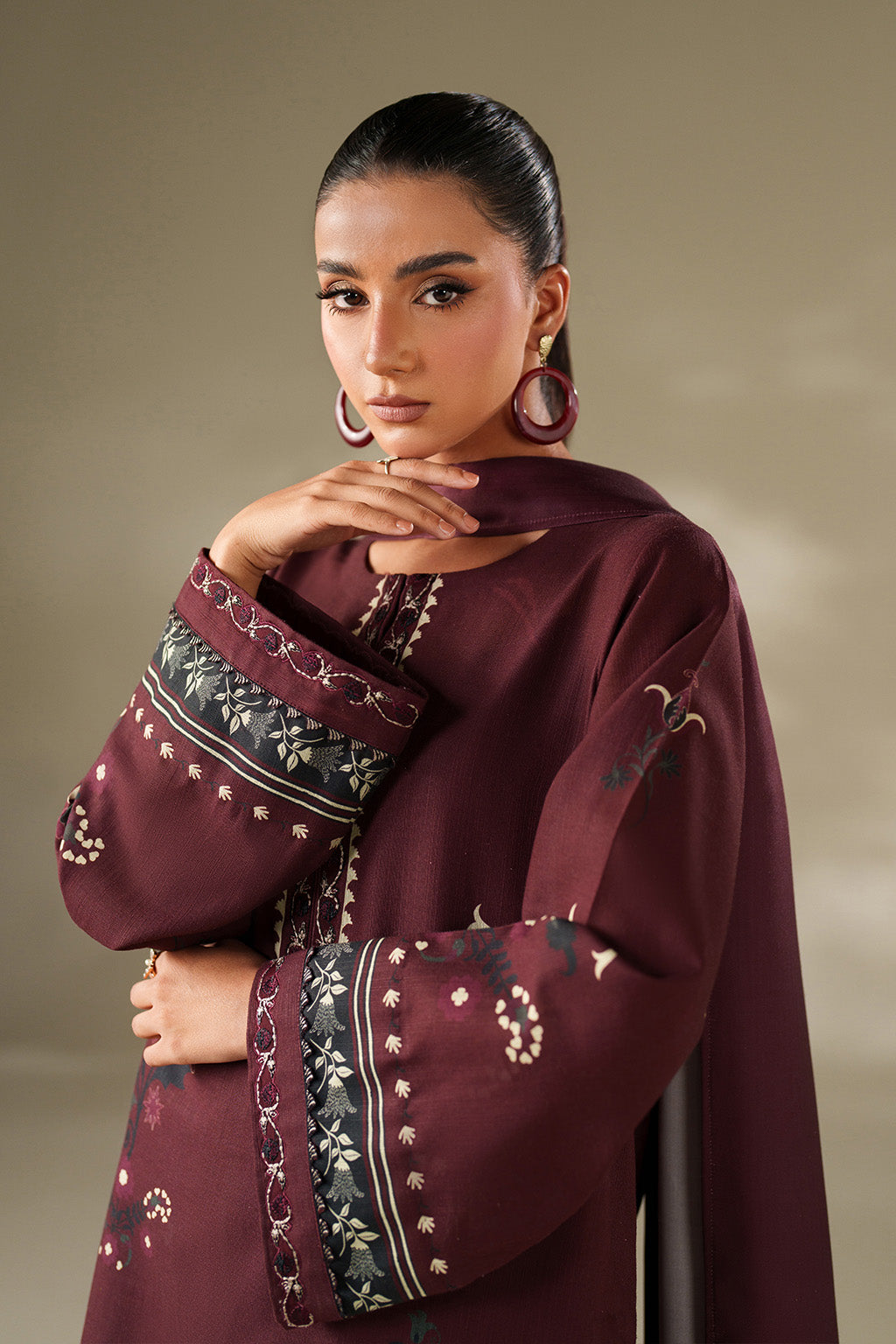 Iznik | Winter Chapter 25 | UE-570 Printed Khaddar - House Of Hania