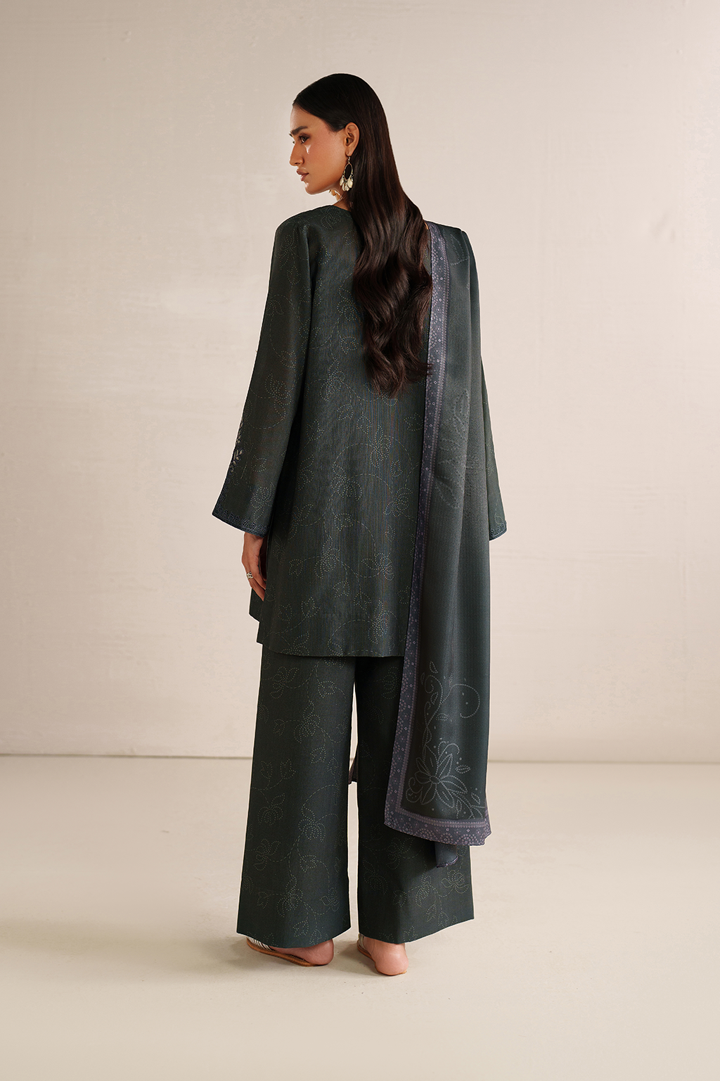 Iznik | Winter Chapter 25 | UE-572 Printed Khaddar - House Of Hania