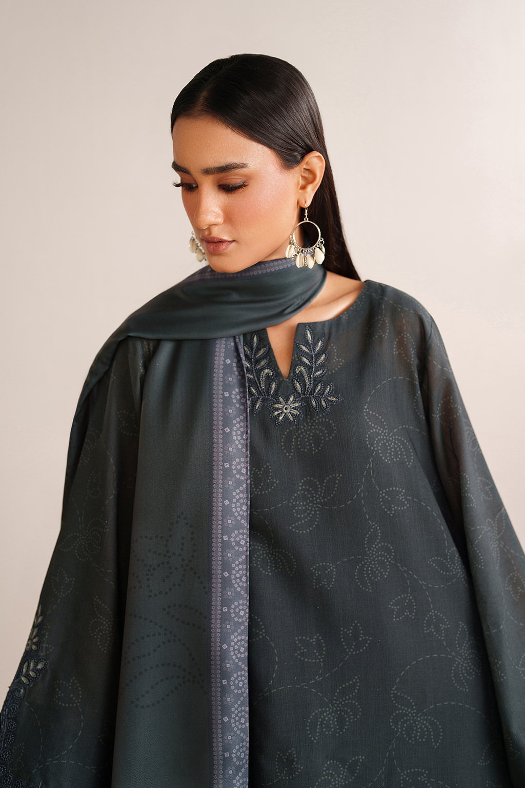 Iznik | Winter Chapter 25 | UE-572 Printed Khaddar - House Of Hania
