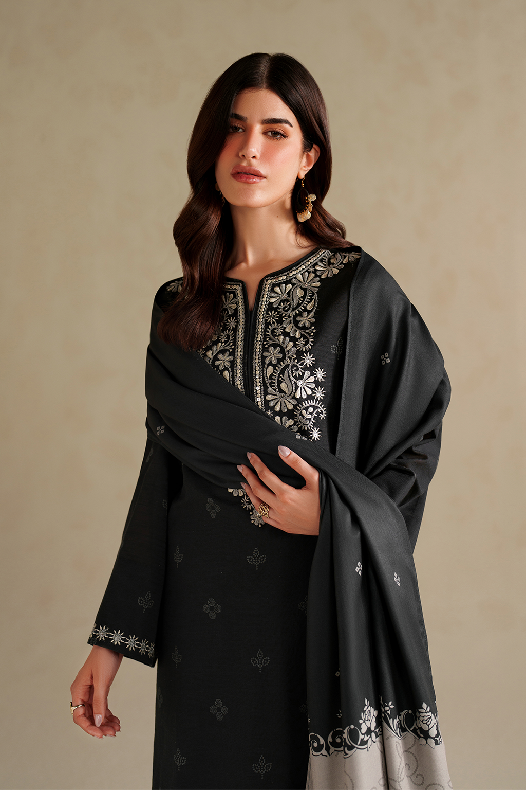 Iznik | Winter Chapter 25 | UE-591 Printed Khaddar - House Of Hania