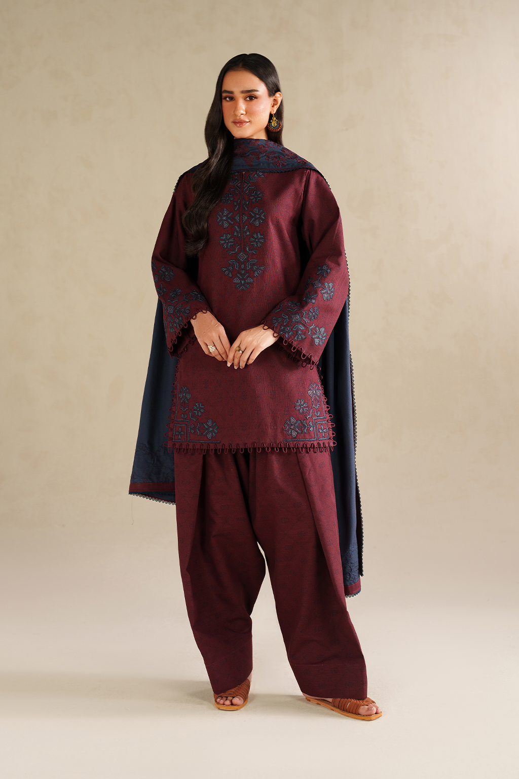 Iznik | Winter Chapter 25 | UE-592 Printed Khaddar - House Of Hania