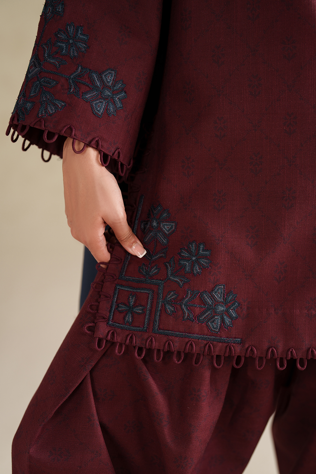 Iznik | Winter Chapter 25 | UE-592 Printed Khaddar - House Of Hania