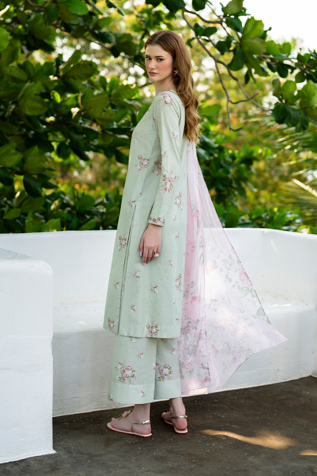 Iznik | lawn 26 | UE-487 - House Of Hania