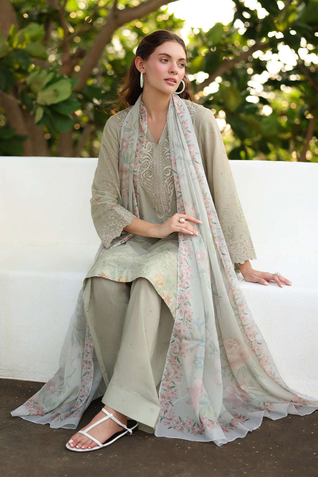 Iznik | lawn 26 | UE-490 - House Of Hania