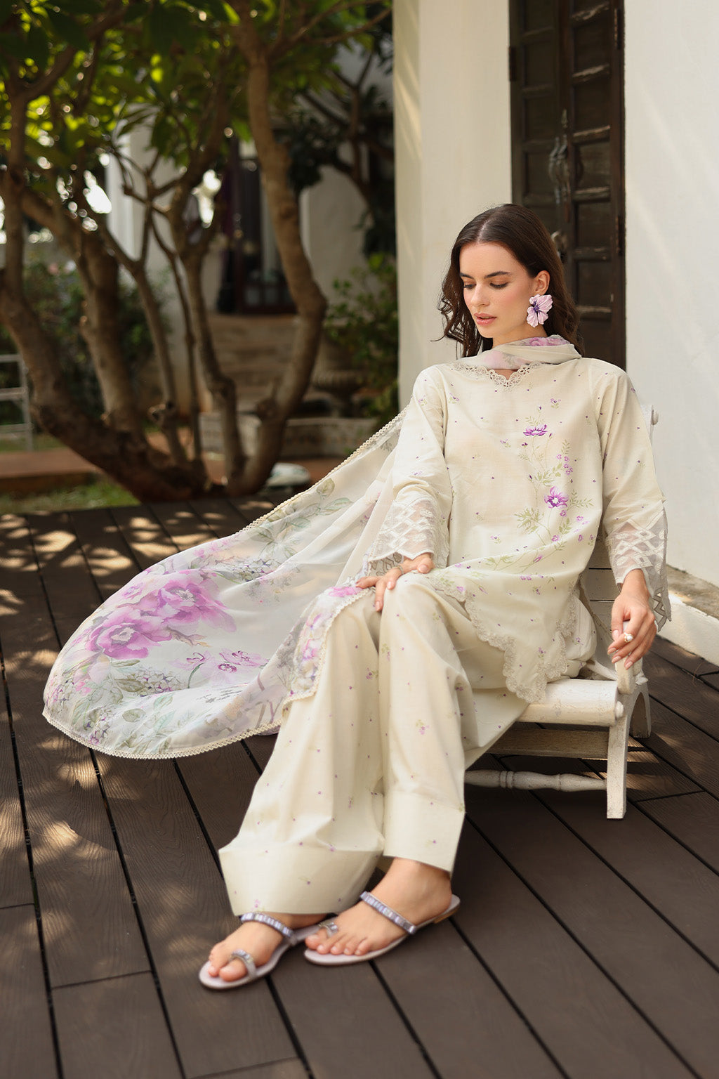 Iznik | lawn 26 | UE-498 - House Of Hania