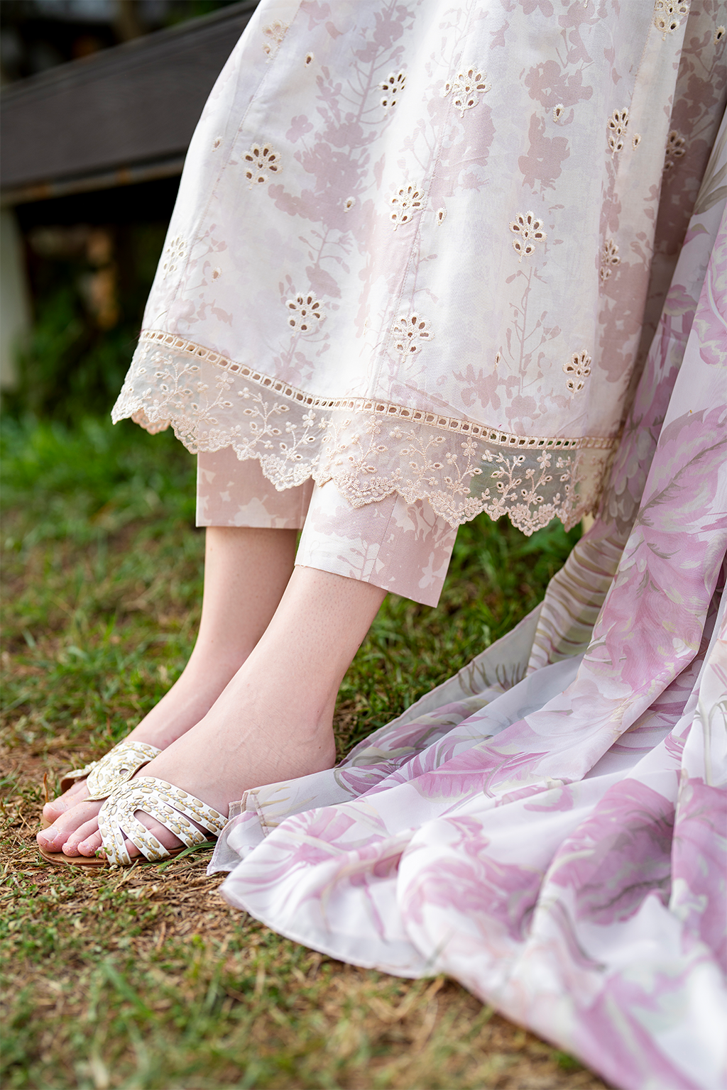 Iznik | lawn 26 | UE-526 - House Of Hania