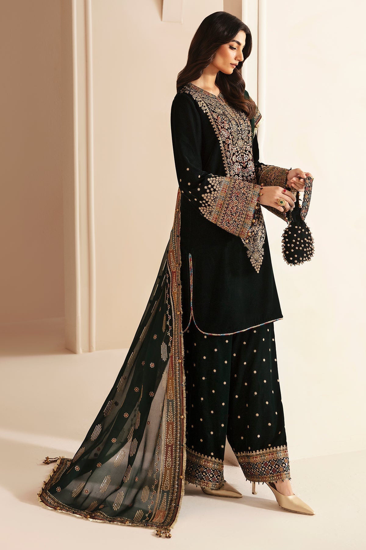 JAZMIN__Embroidered Velvet Formal VF-2025 - House Of Hania