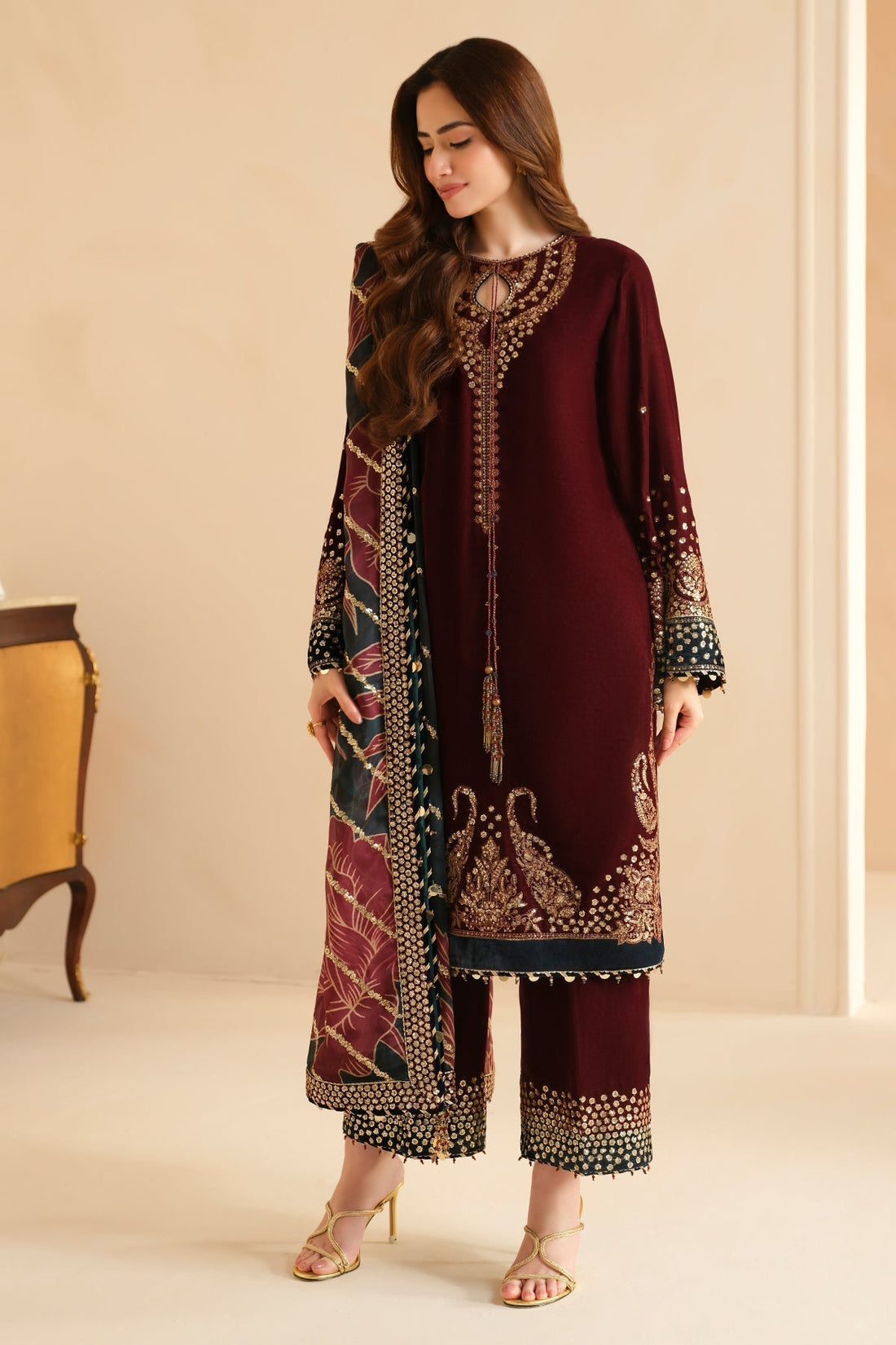 JAZMIN__Embroidered Velvet Formal VF-2038 - House Of Hania