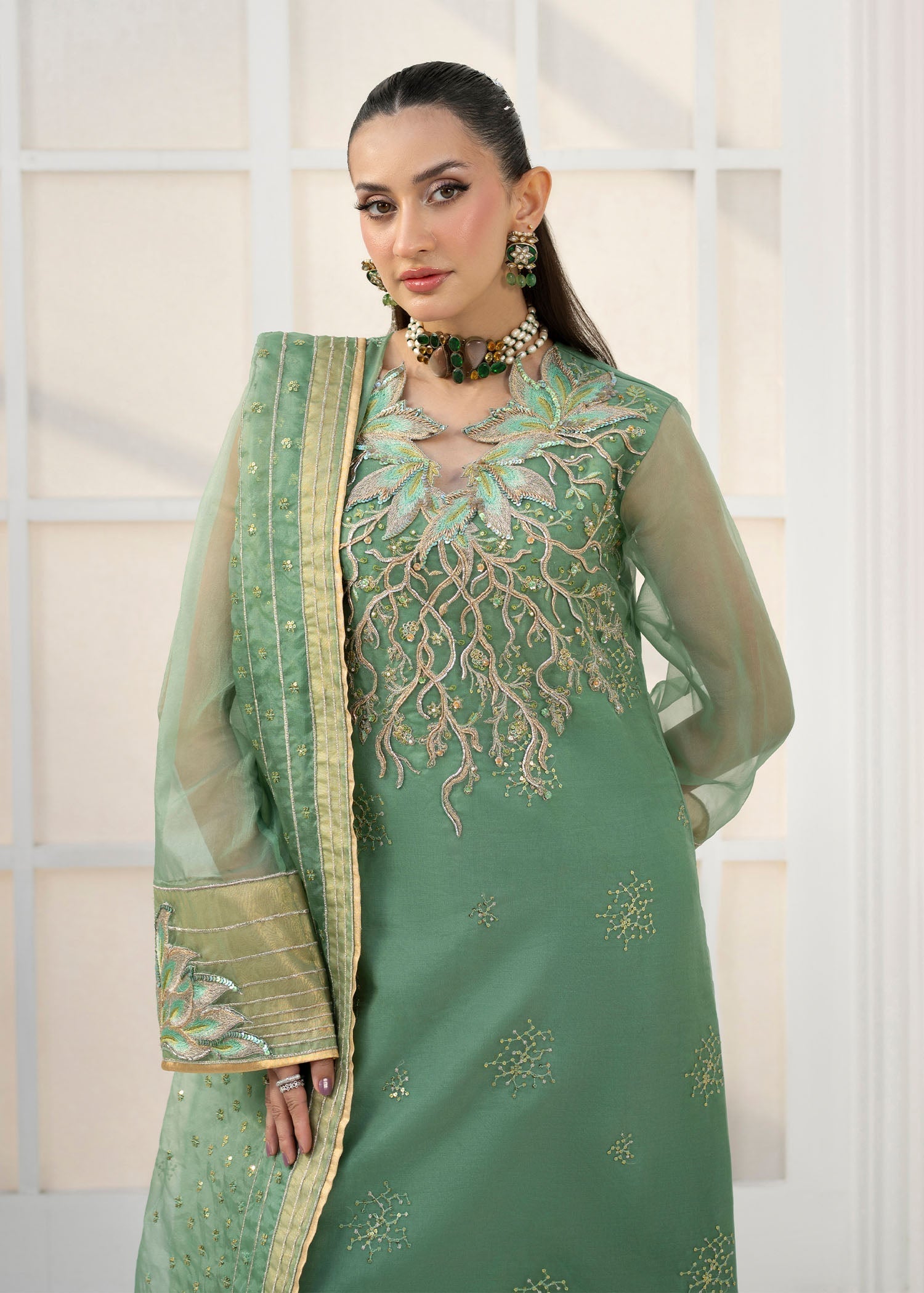 Jamnii | The Aura | Astrid - House Of Hania