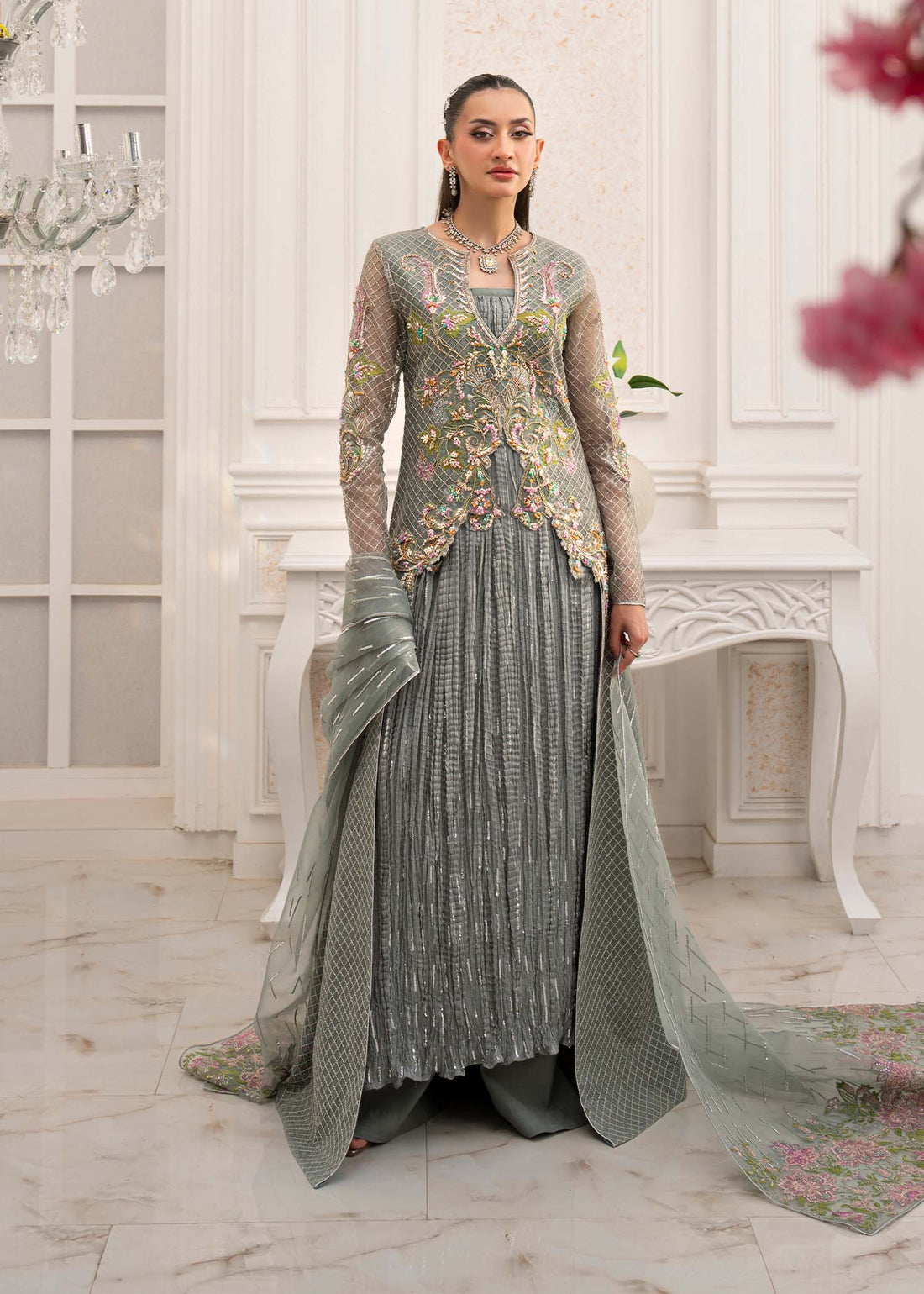 Jamnii | The Aura | Livia - House Of Hania