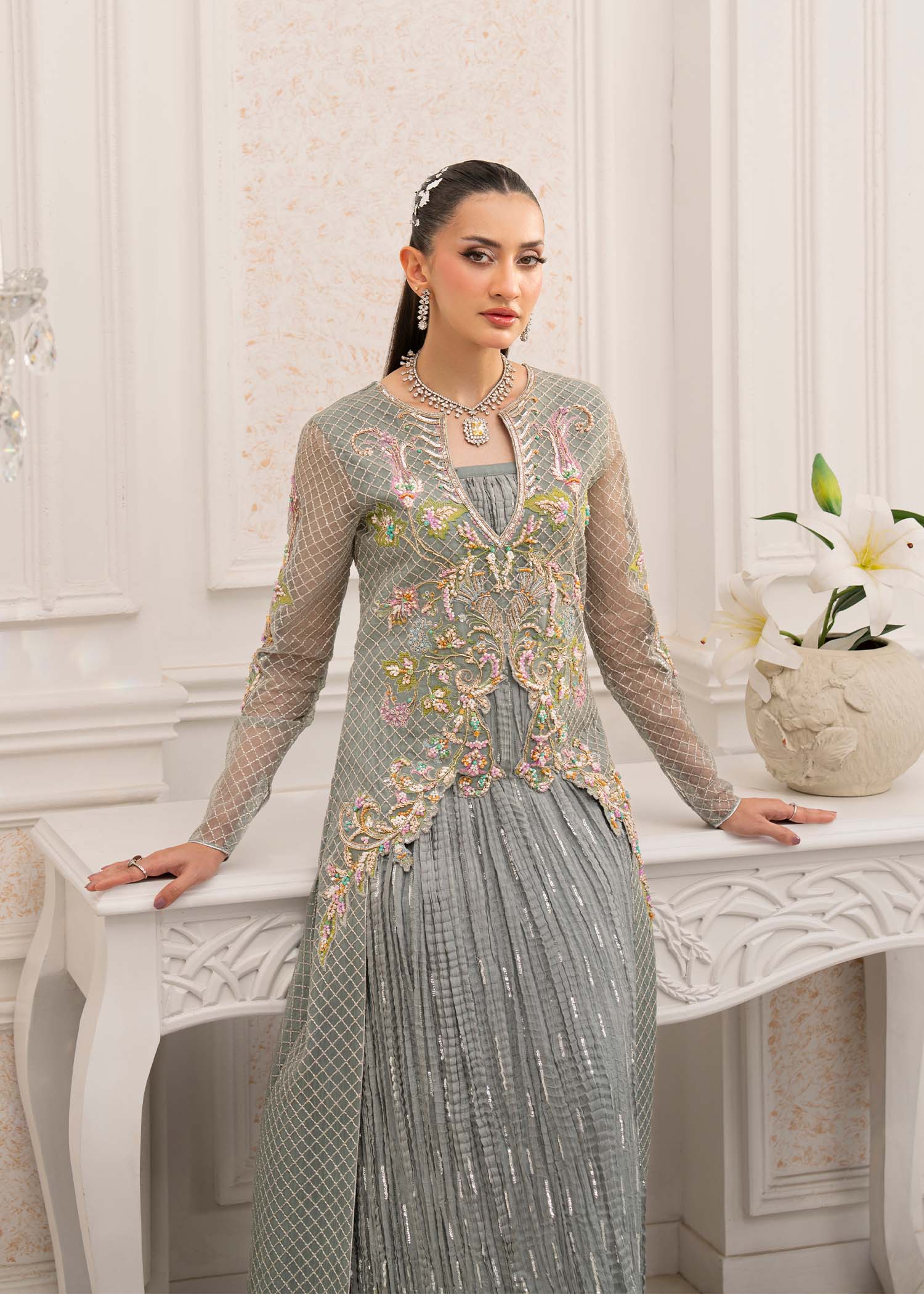 Jamnii | The Aura | Livia - House Of Hania