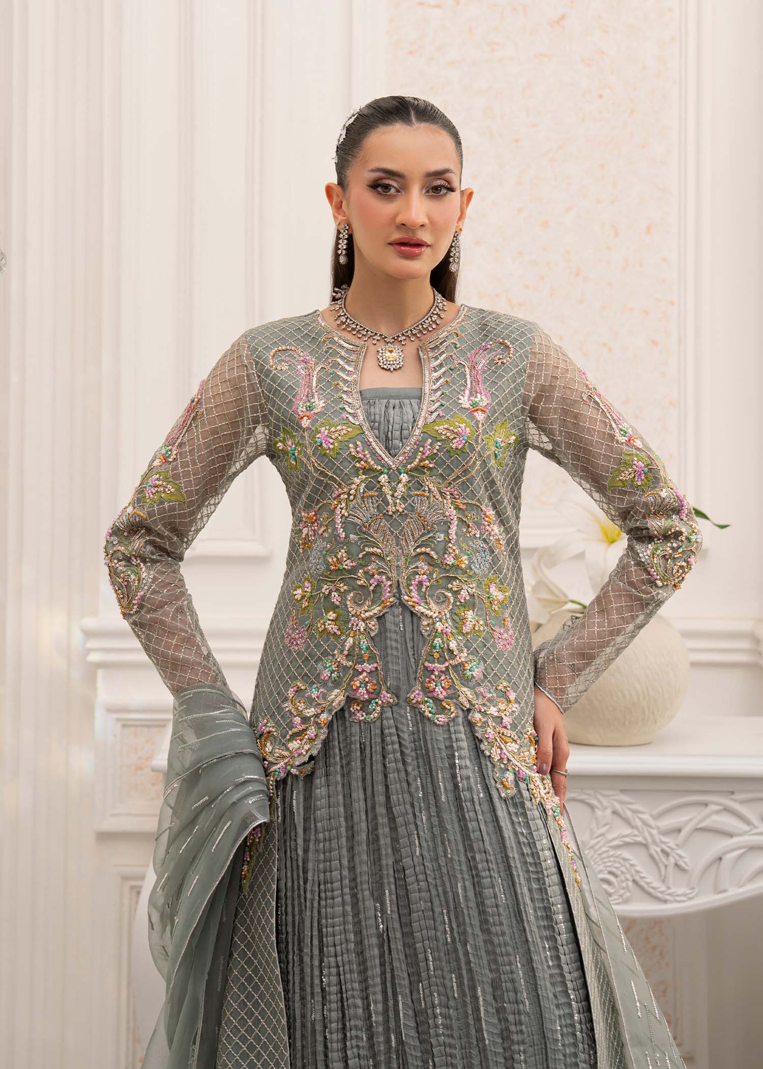 Jamnii | The Aura | Livia - House Of Hania
