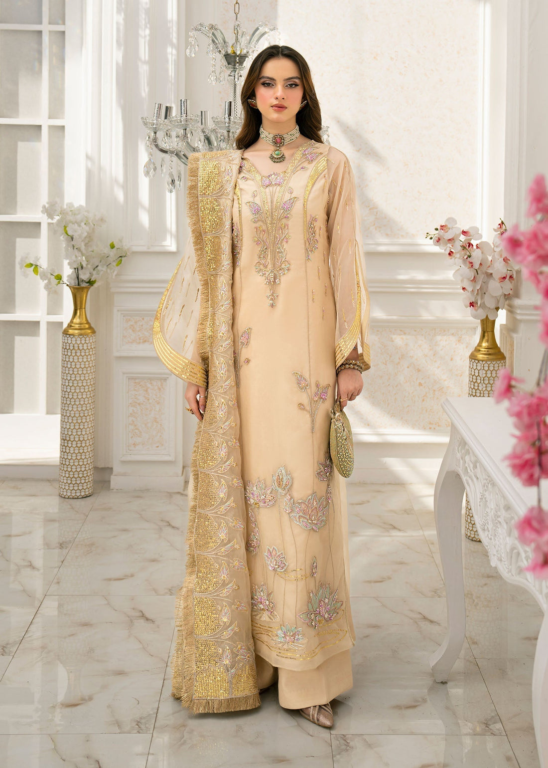 Jamnii | The Aura | Viana - House Of Hania
