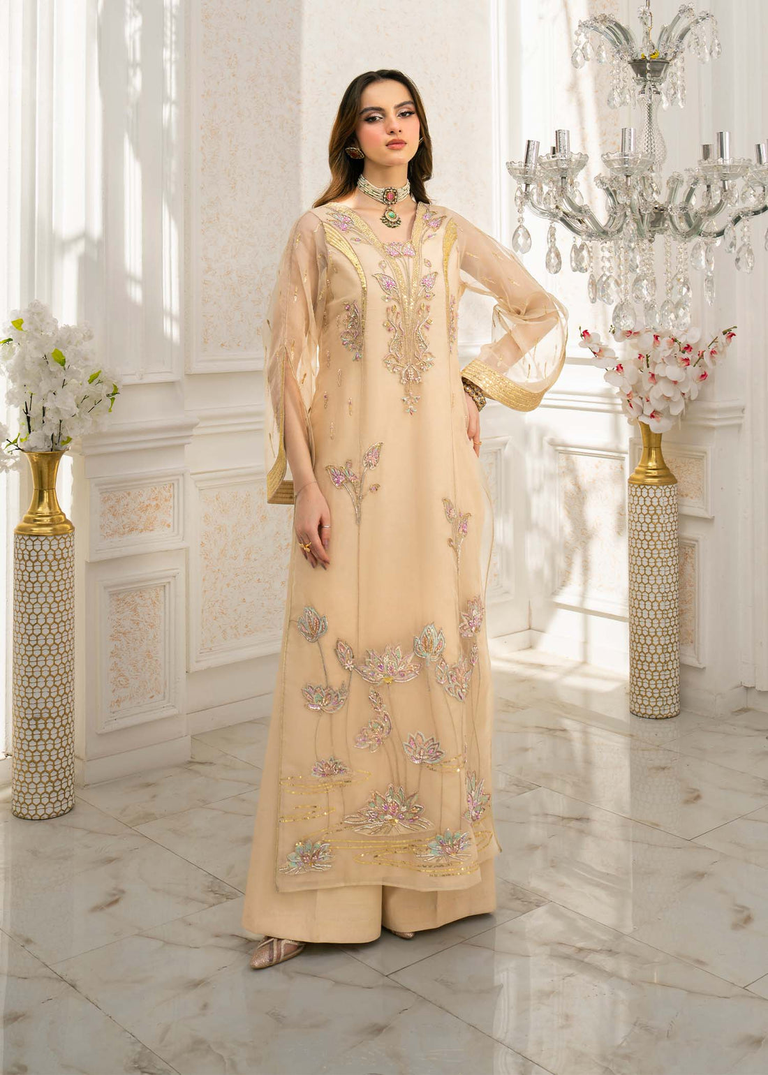 Jamnii | The Aura | Viana - House Of Hania