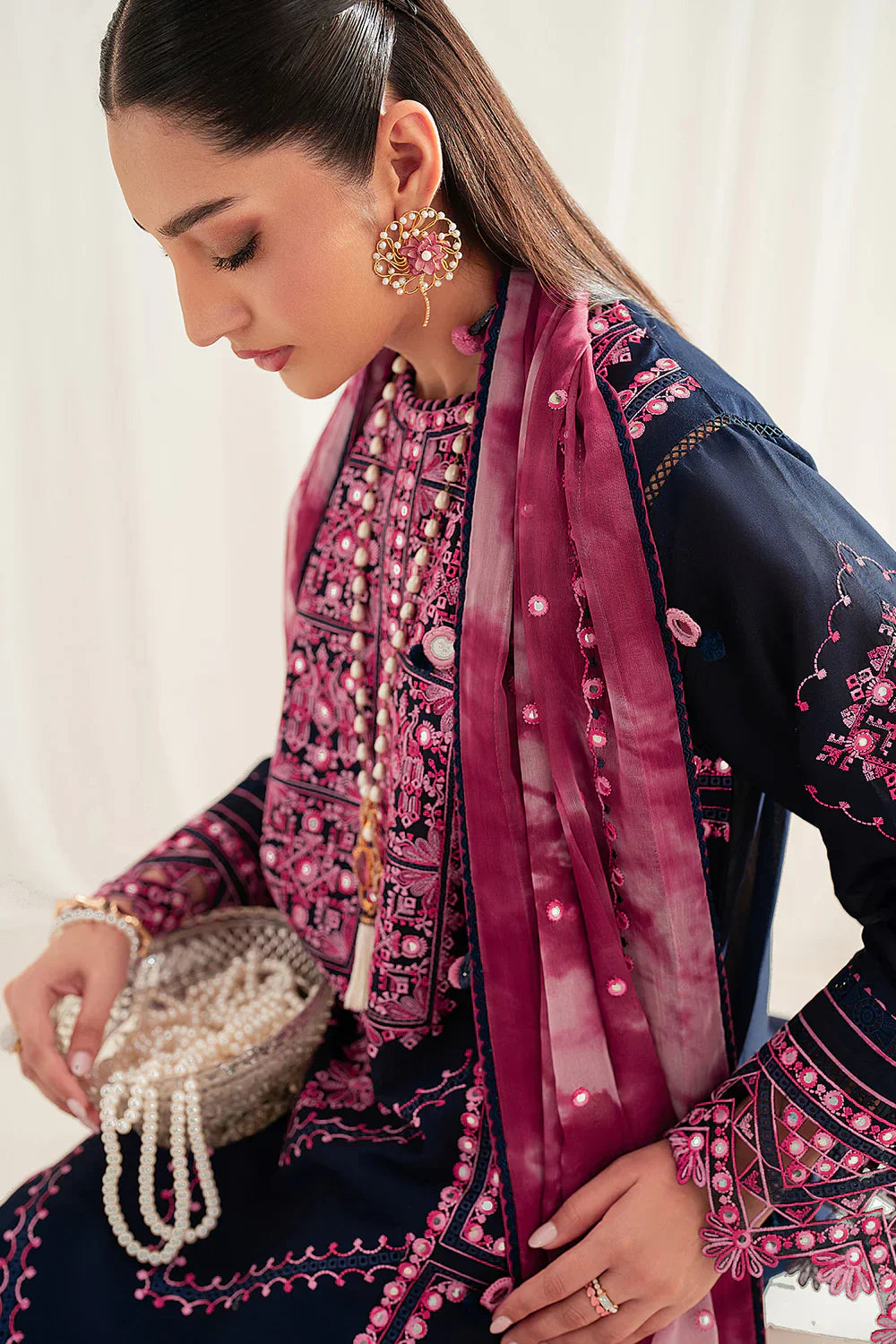 Jazmin | Iris EMBROIDERED LAWN IL'25-D01 - House Of Hania