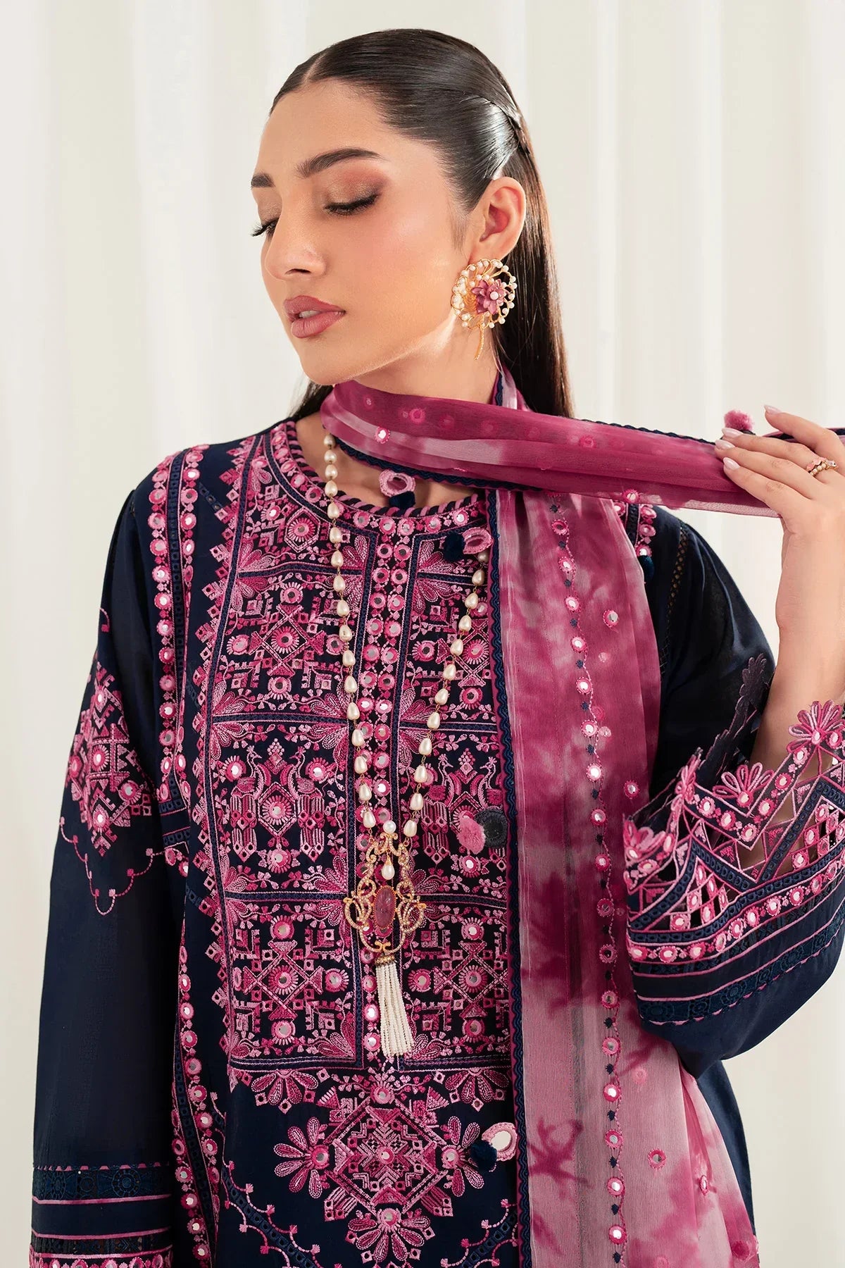 Jazmin | Iris EMBROIDERED LAWN IL'25-D01 - House Of Hania