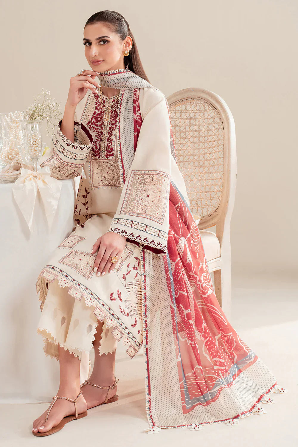 Jazmin | Iris EMBROIDERED LAWN IL'25-D02 - House Of Hania