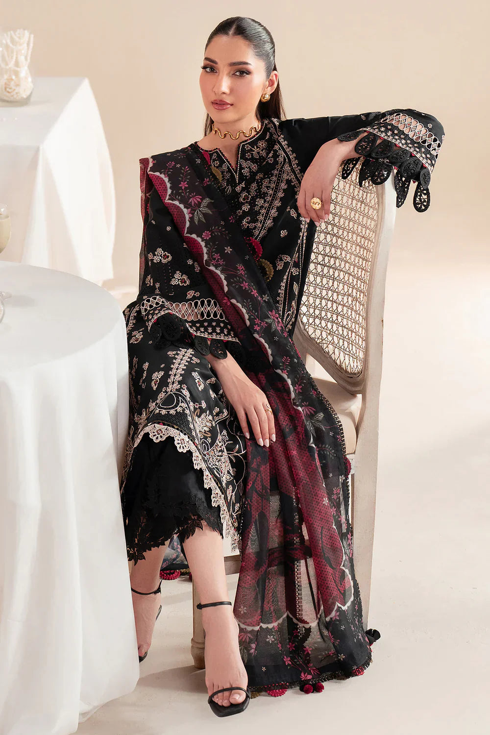 Jazmin | Iris EMBROIDERED LAWN IL'25-D07 - House Of Hania