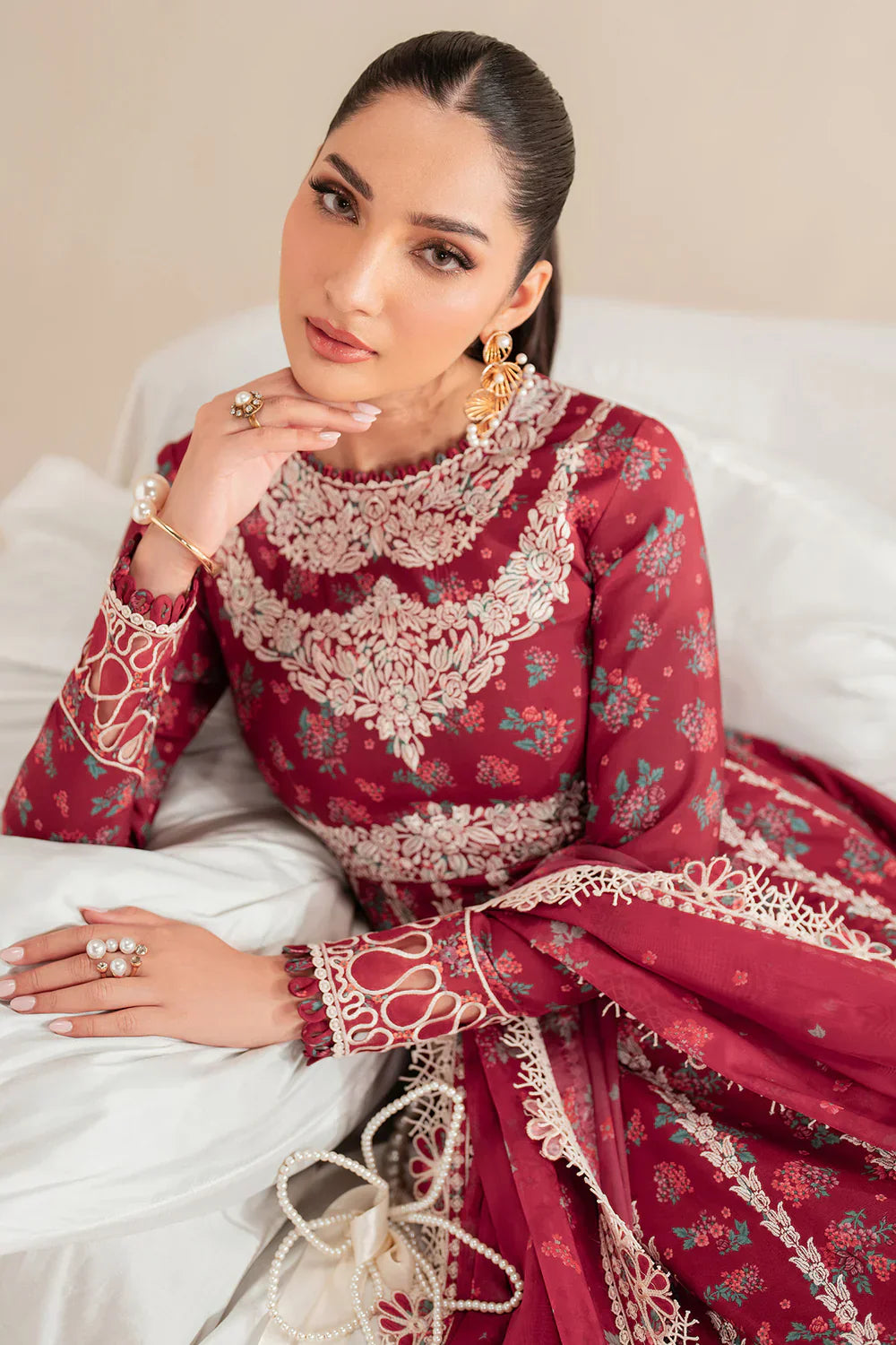 Jazmin | Iris EMBROIDERED LAWN IL'25-D08 - House Of Hania