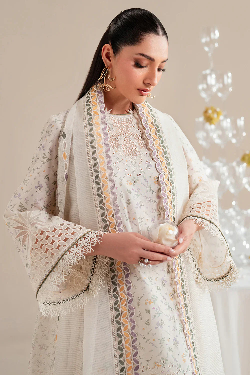 Jazmin | Iris EMBROIDERED LAWN IL'25-D09 - House Of Hania