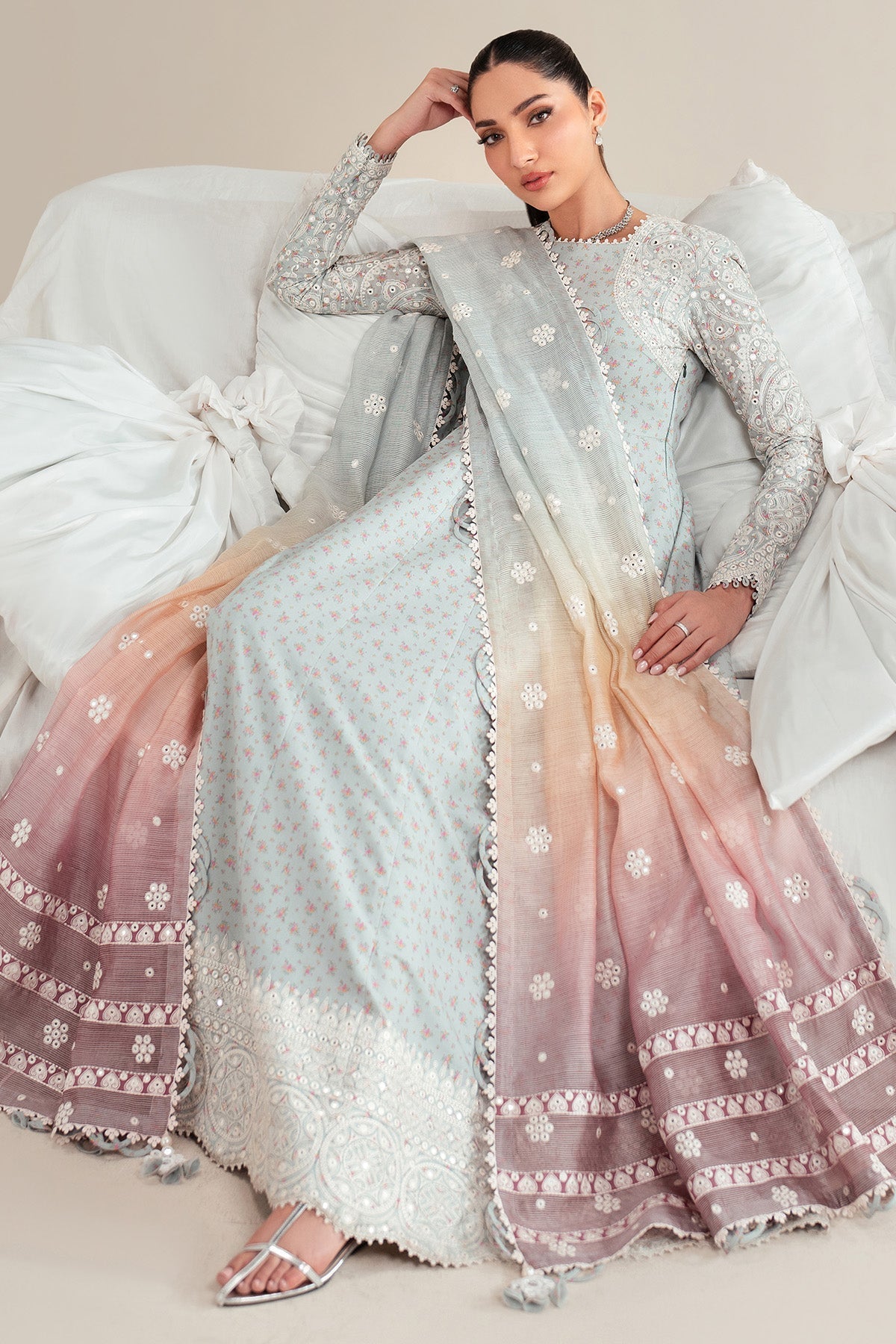 Jazmin | Iris Luxury Lawn 25 | IL'25-D04 - House Of Hania