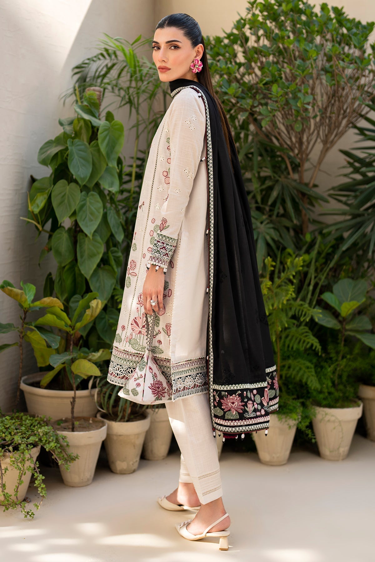 Jazmin | Irish Lawn SS 24 | D8 - House Of Hania