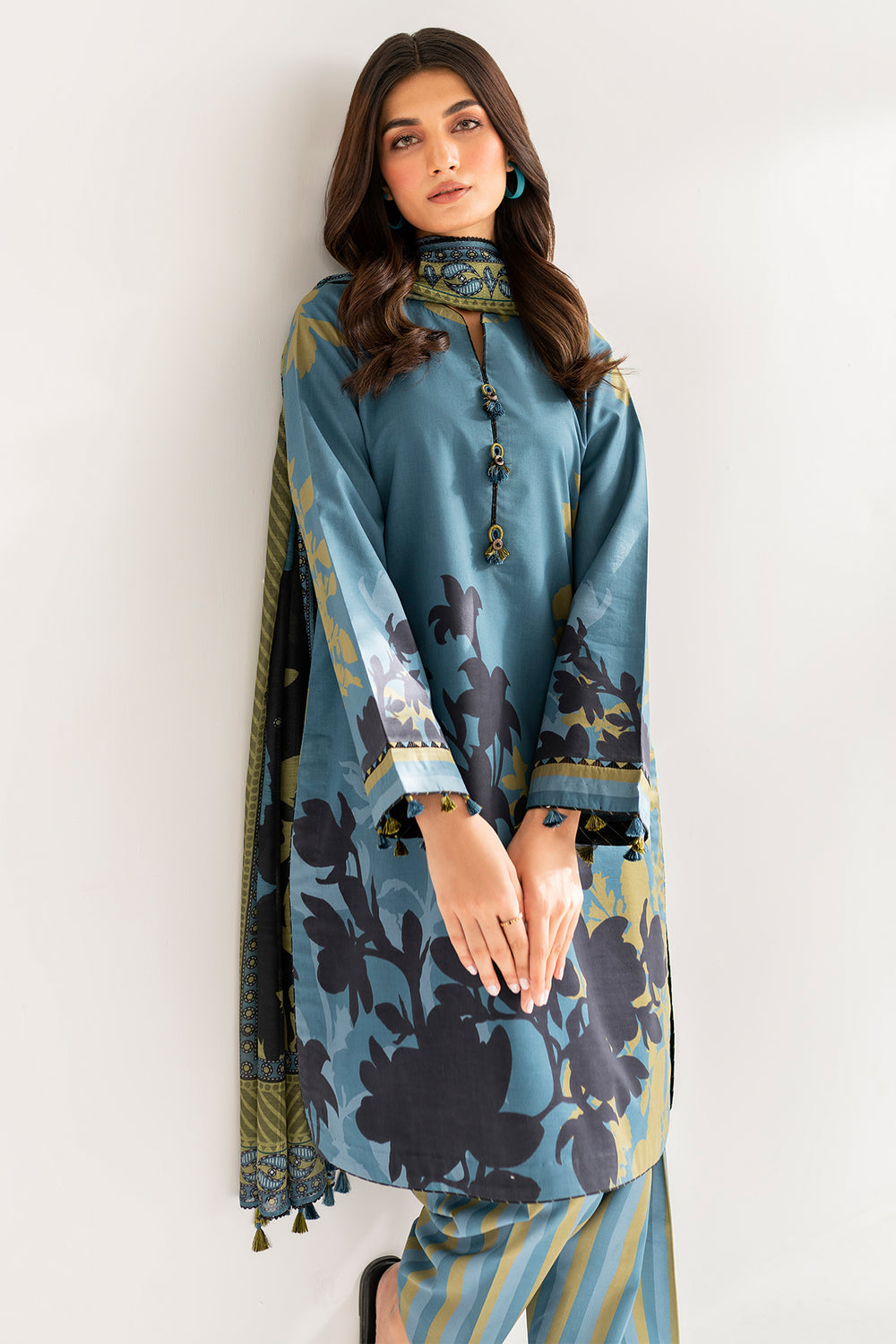 Jazmin | Summer Lawn | USE - 9072 - House Of Hania