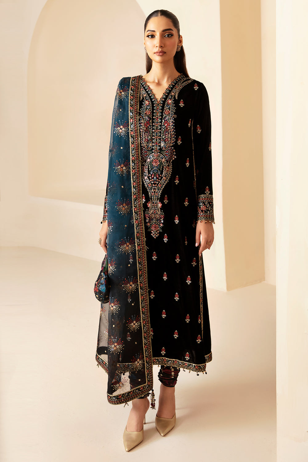 Jazmin | Velvet Edit 24 |  Velvet Formal VF-2028 - House Of Hania