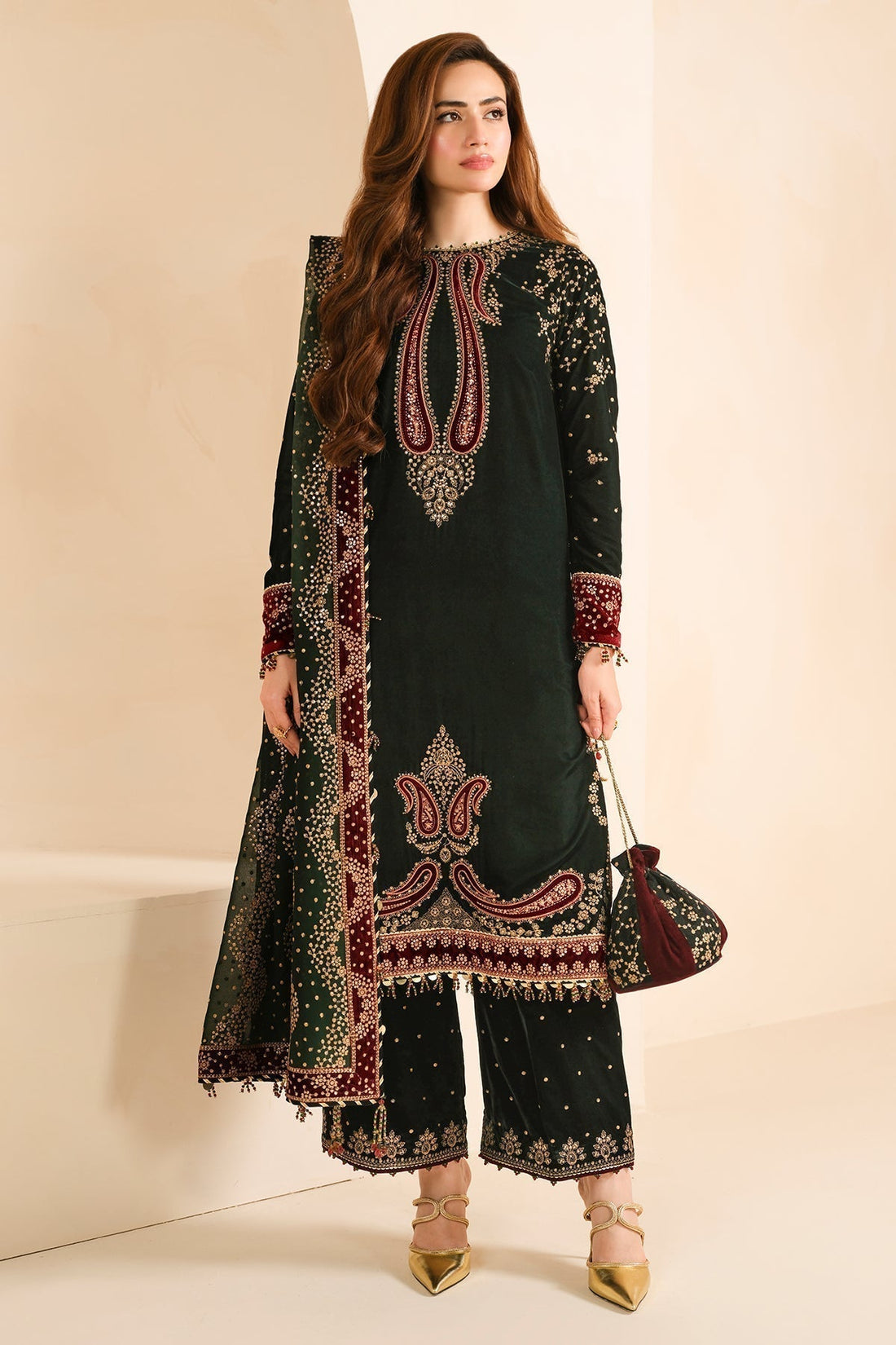 Jazmin | Velvet Edit 24 | Velvet Formal VF-2034 - House Of Hania
