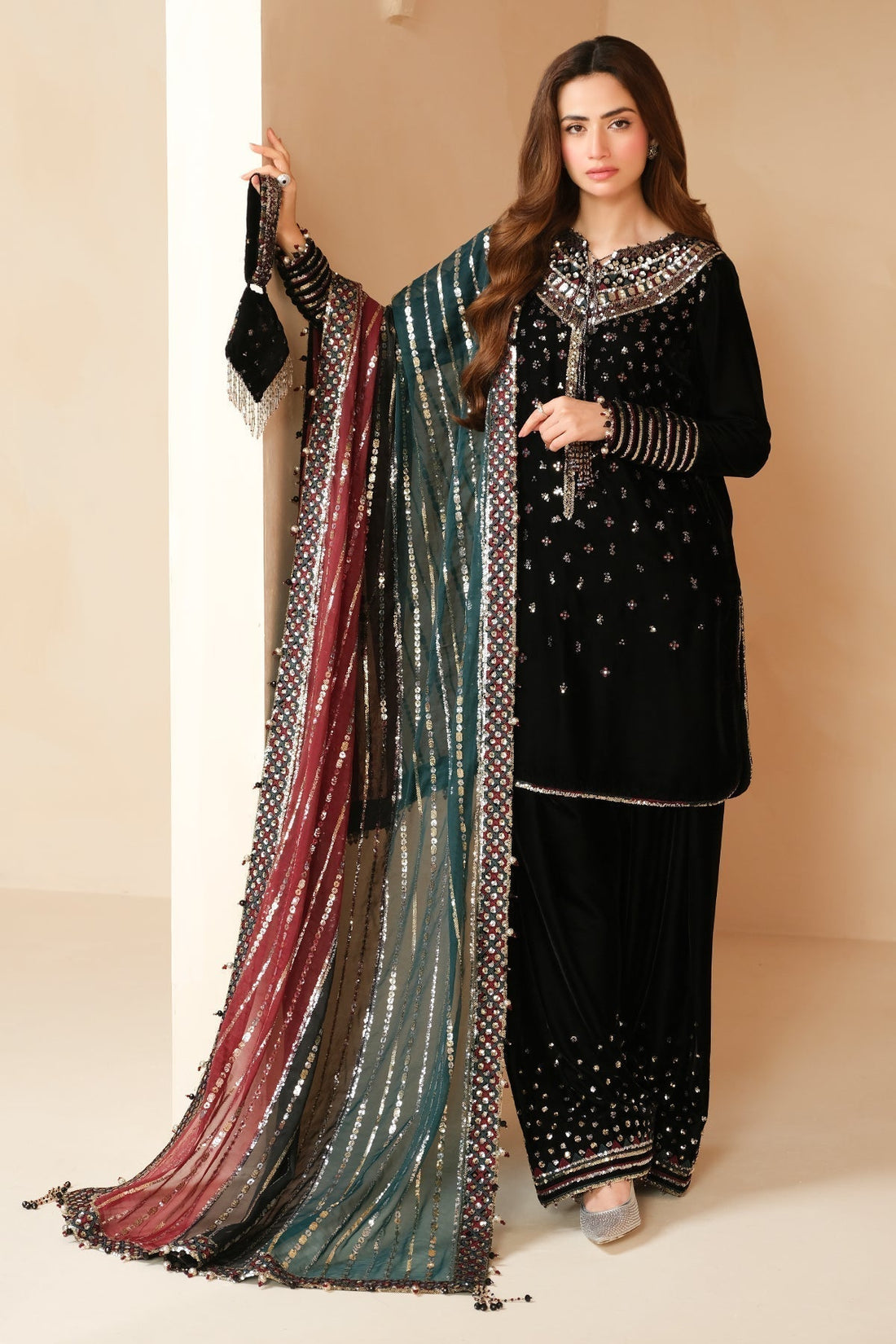Jazmin | Velvet Edit 24 | Velvet Formal VF-2037 - House Of Hania