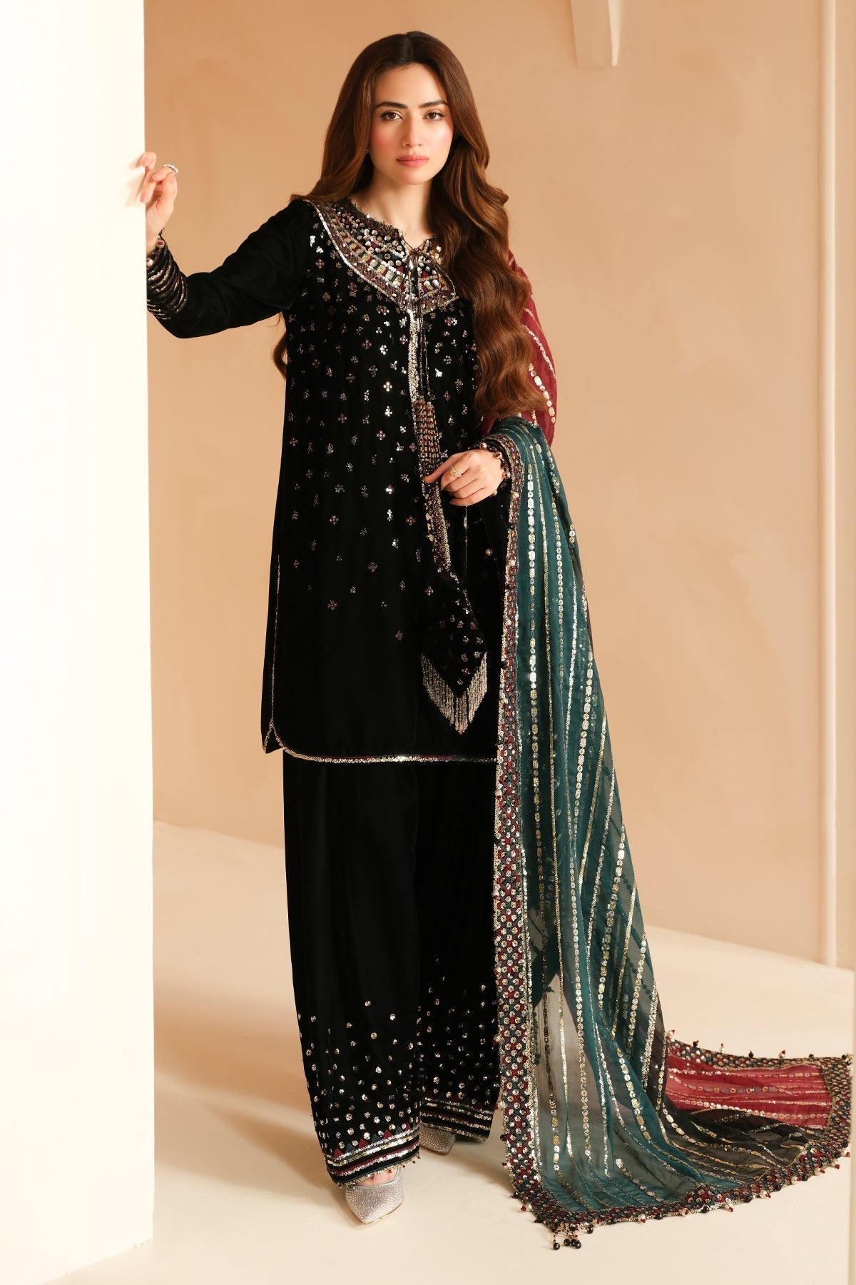 Jazmin | Velvet Edit 24 | Velvet Formal VF-2037 - House Of Hania