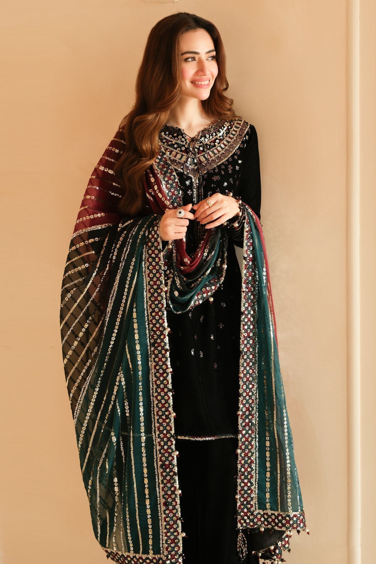 Jazmin | Velvet Edit 24 | Velvet Formal VF-2037 - House Of Hania