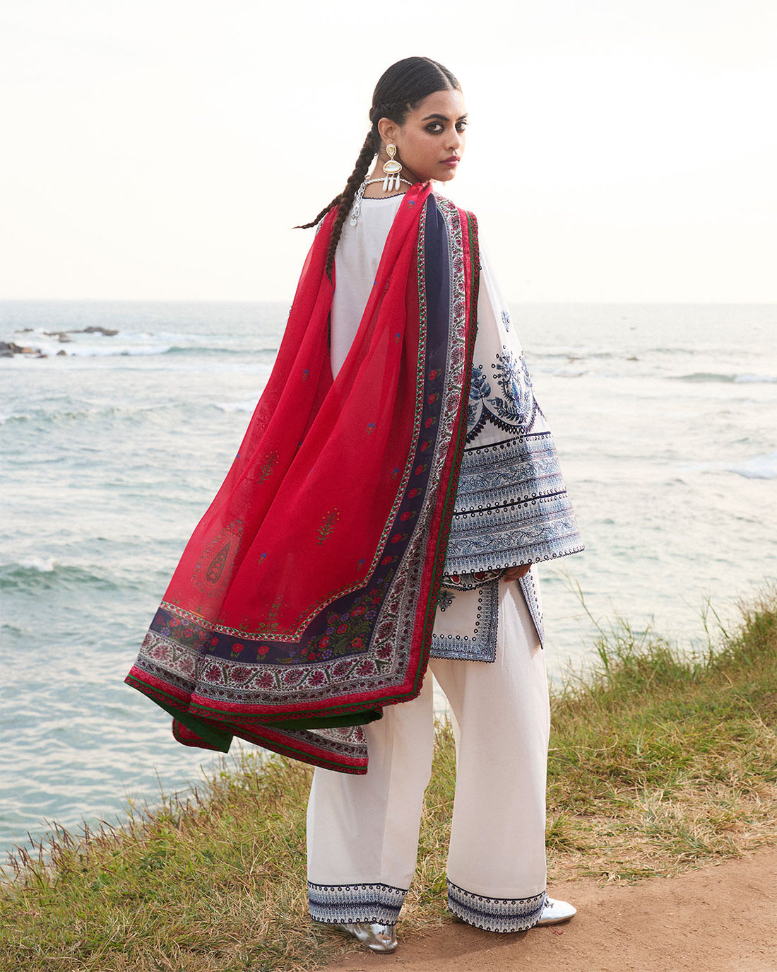 Jugnu | SS 25 | Tawi - House Of Hania