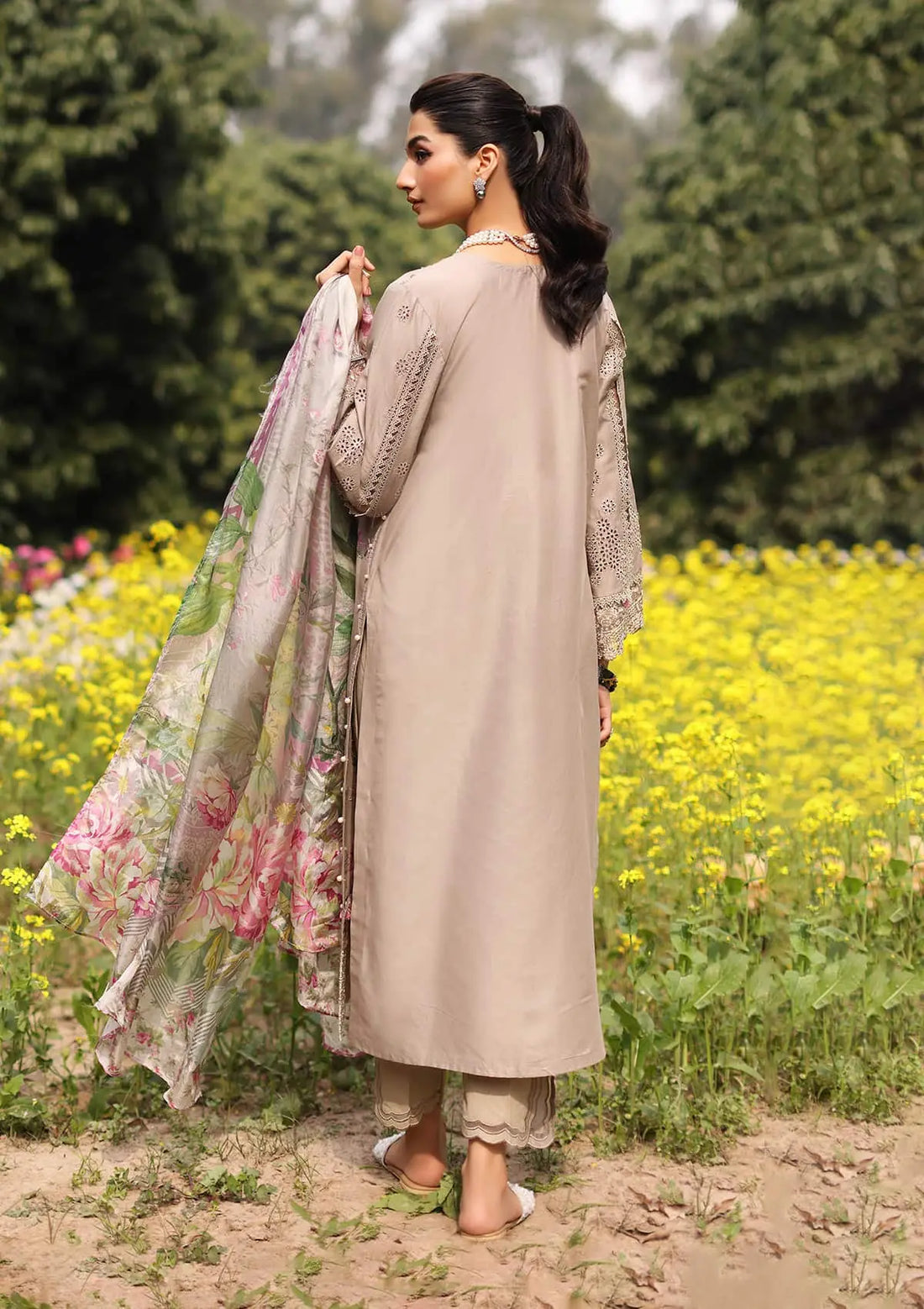 Kahf Premium | Festive Lawn 24 | KFL-12 HEER - House Of Hania