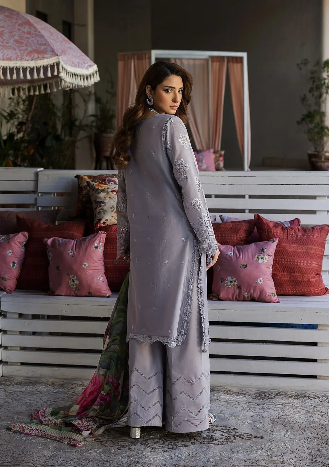 Kahf Premium | Luxury Lawn 25 | KLR-04 Lilia - House Of Hania