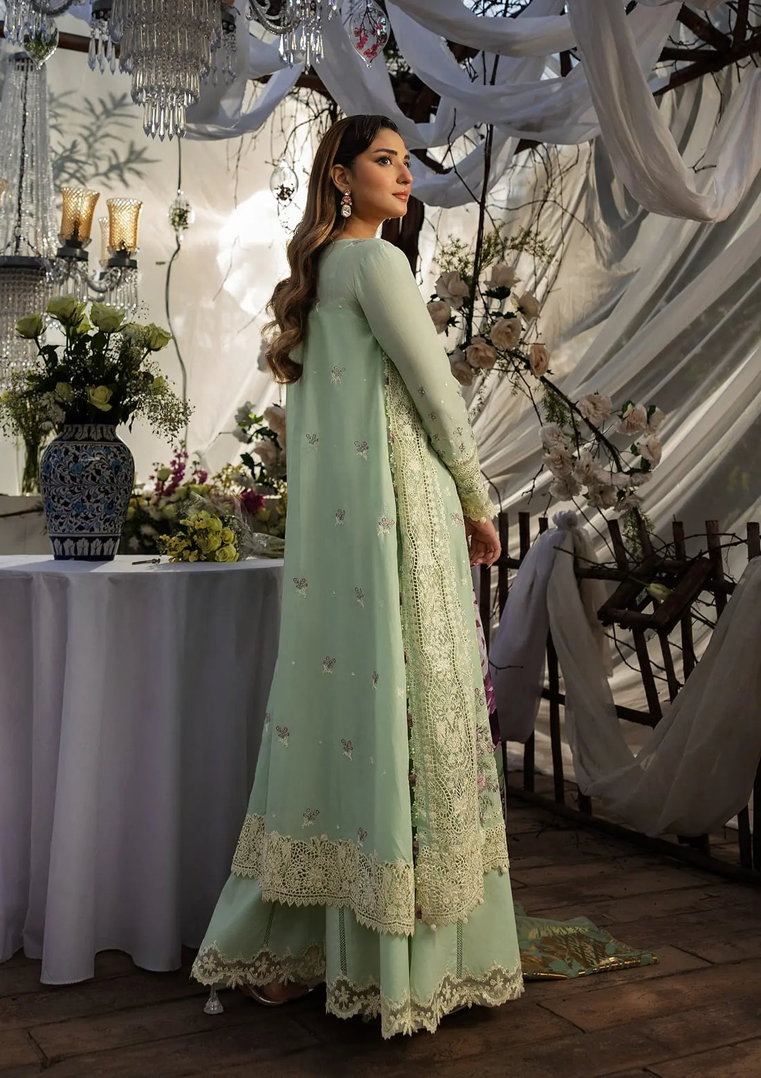 Kahf Premium | Luxury Lawn 25 | KLR-05 Nora - House Of Hania