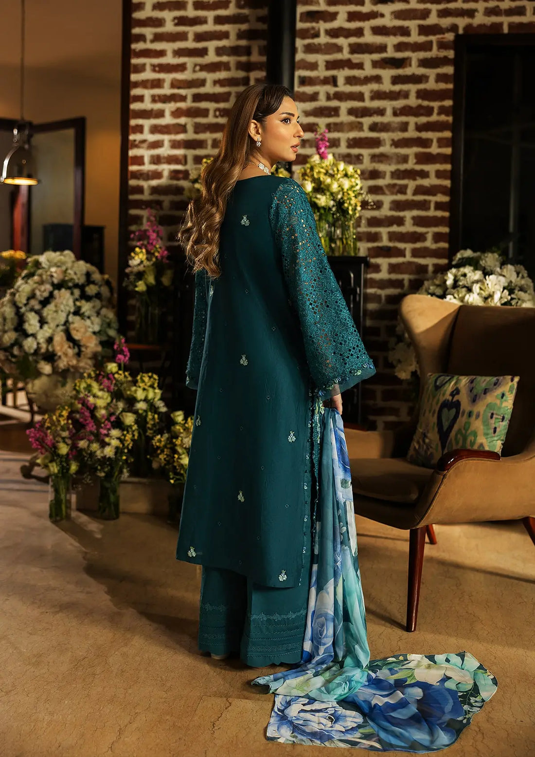 Kahf Premium | Luxury Lawn 25 | KLR-06 Whimsy - House Of Hania