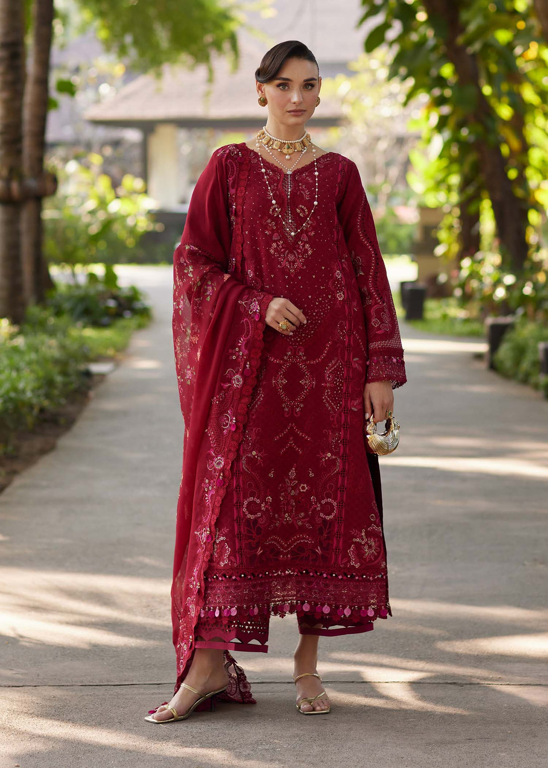 Kanwal Malik | Ariya Luxury Lawn'26 | Safa - House Of Hania