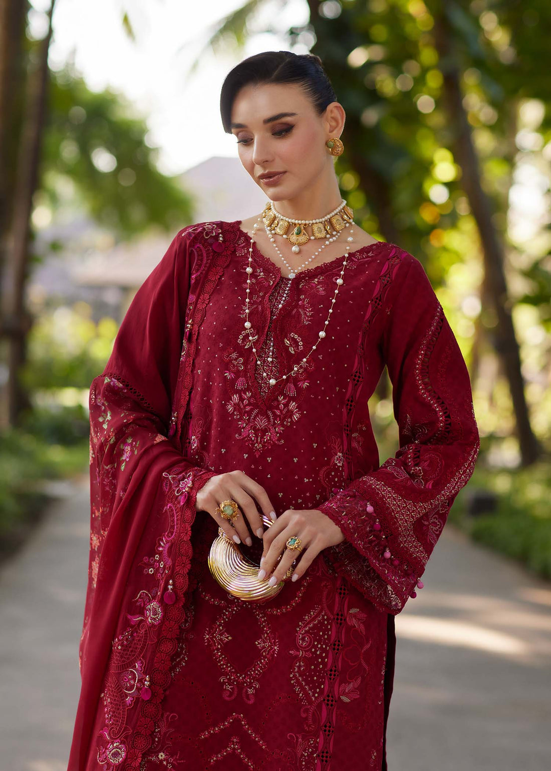 Kanwal Malik | Ariya Luxury Lawn'26 | Safa - House Of Hania