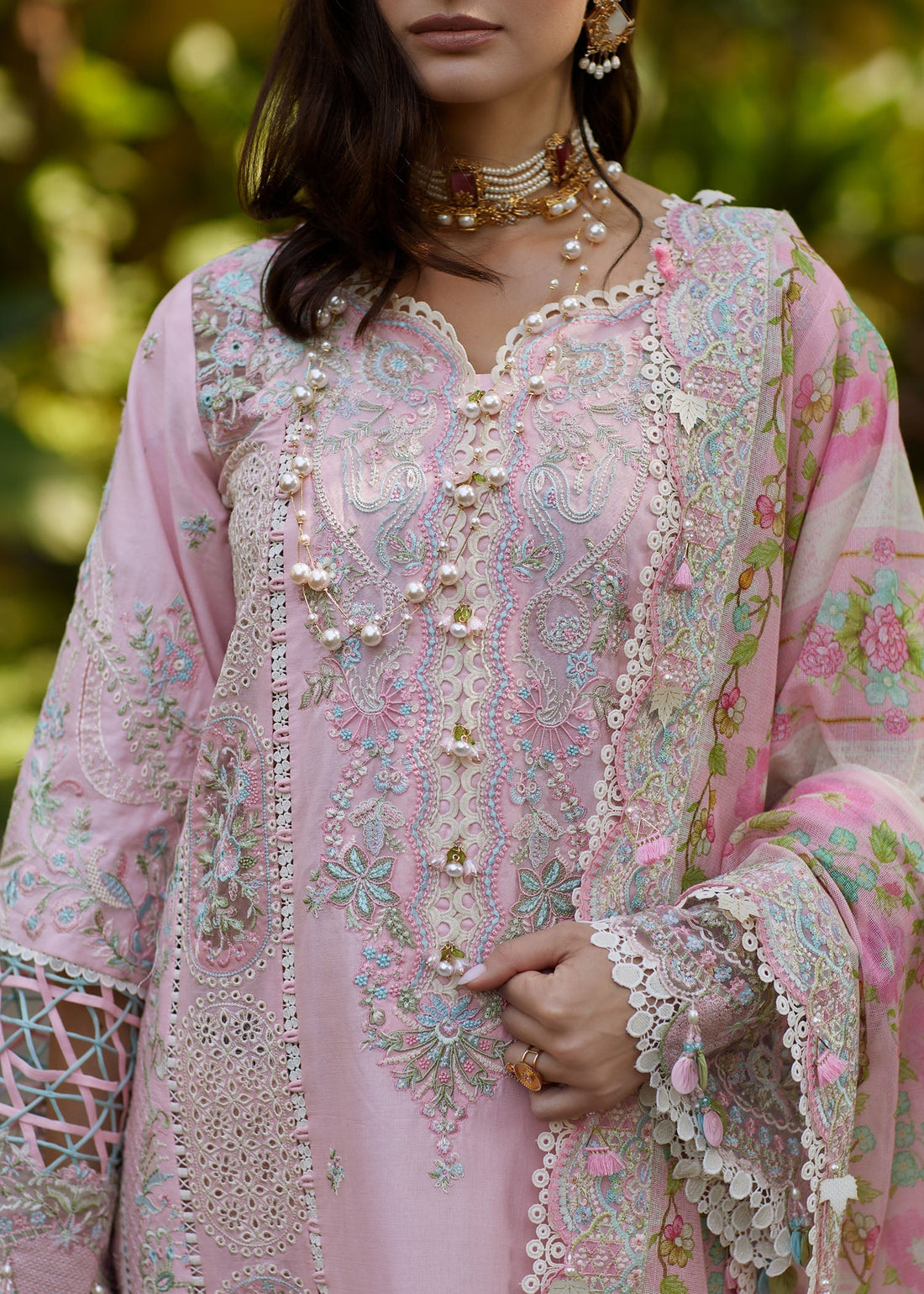 Kanwal Malik | Ariya Luxury Lawn'26 | Vivian - House Of Hania