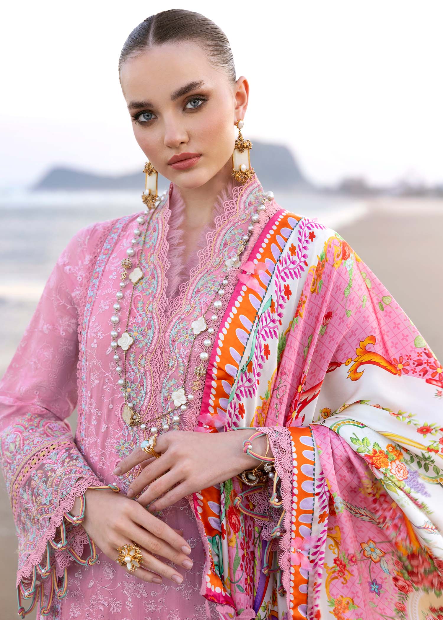 Kanwal Malik | Elysia Luxury Lawn 25 | Ariana - House Of Hania