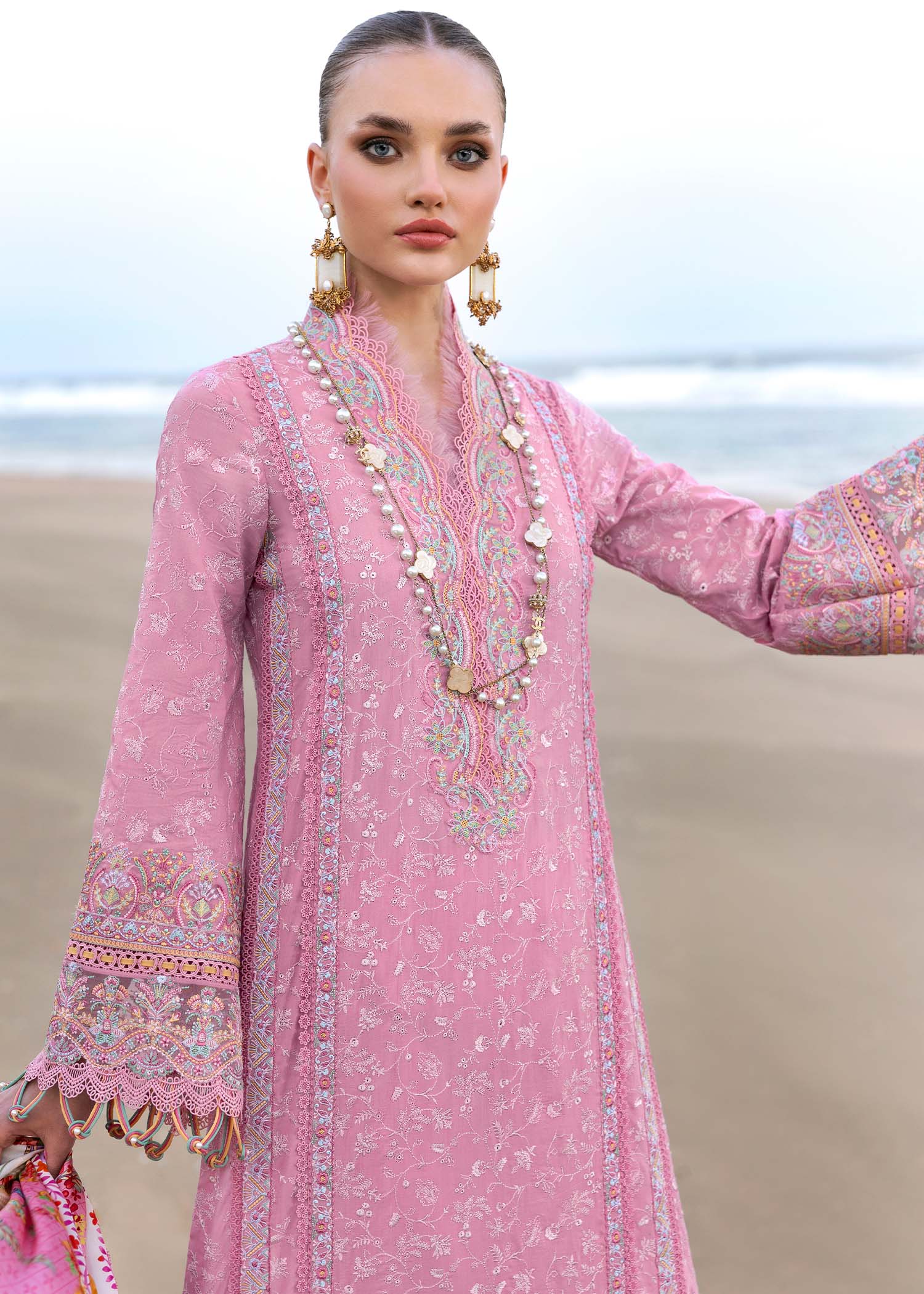 Kanwal Malik | Elysia Luxury Lawn 25 | Ariana - House Of Hania