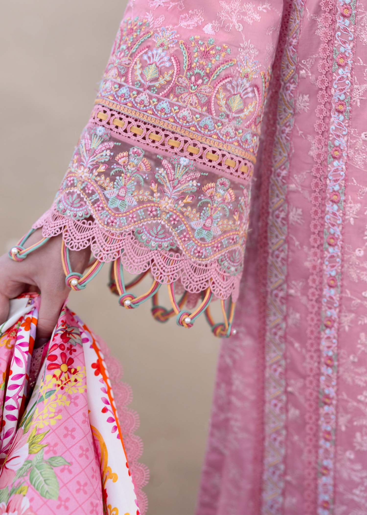 Kanwal Malik | Elysia Luxury Lawn 25 | Ariana - House Of Hania