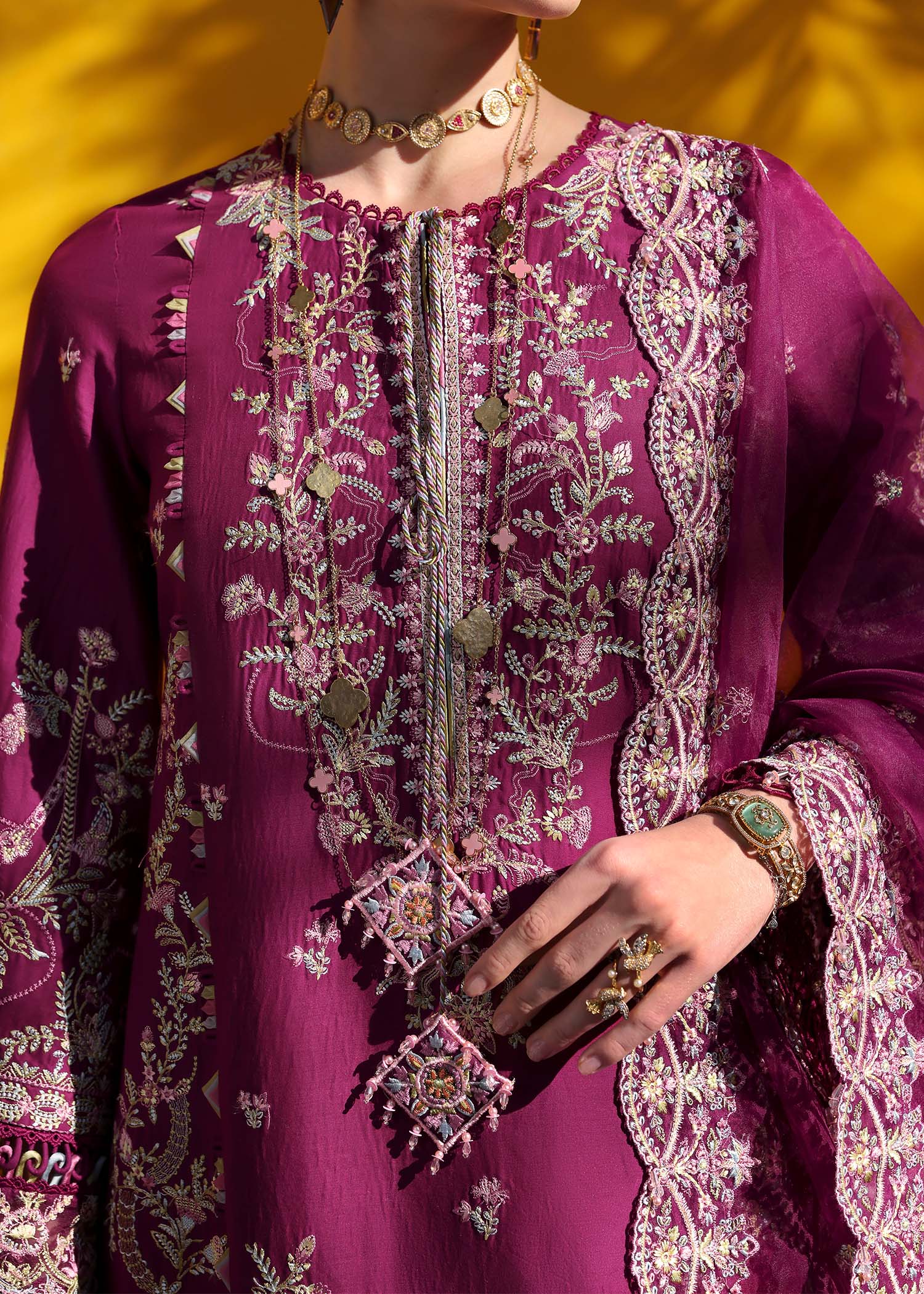 Kanwal Malik | Elysia Luxury Lawn 25 | Lavena - House Of Hania